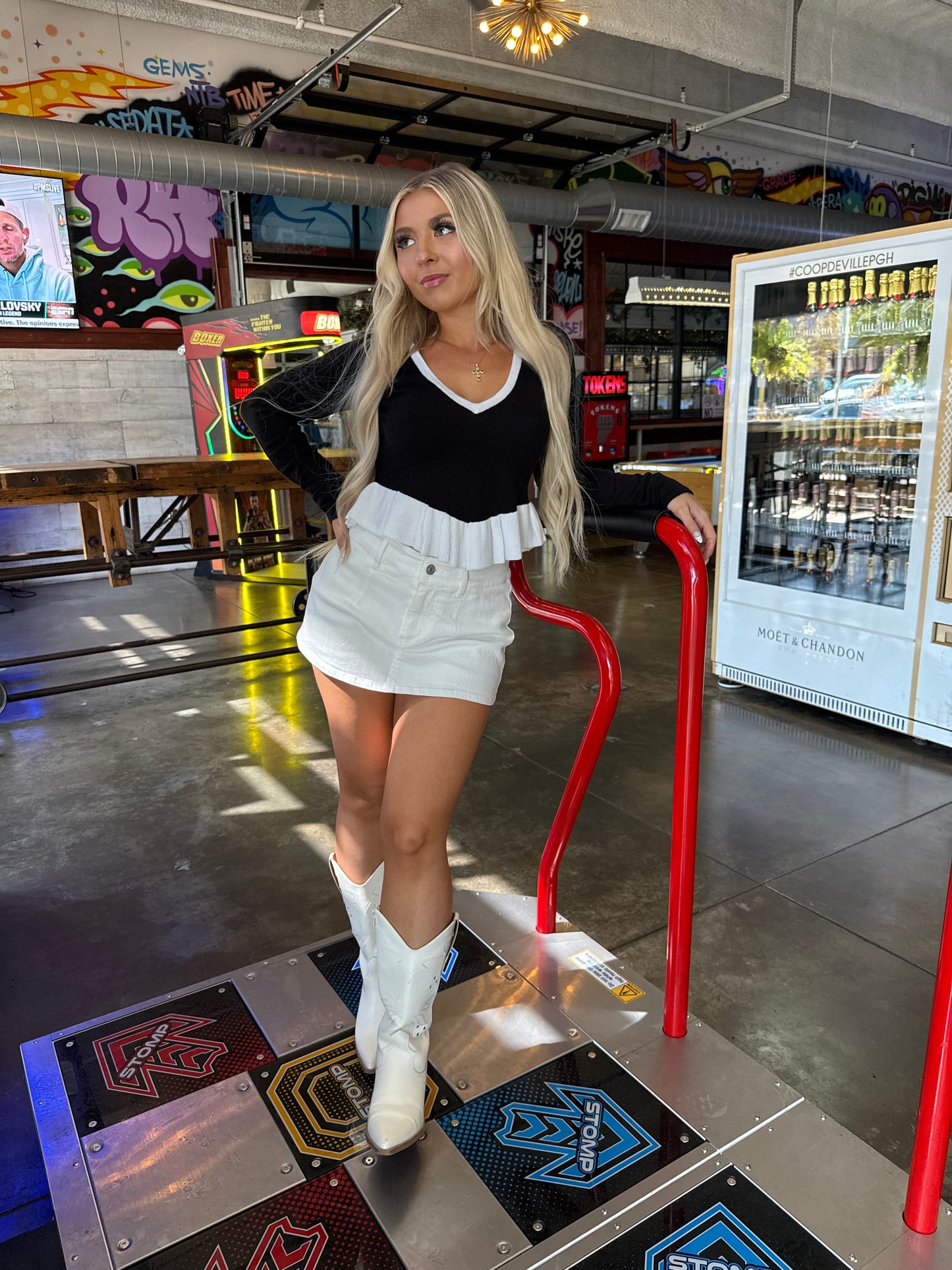 Slight Ruffle Crop Sweater