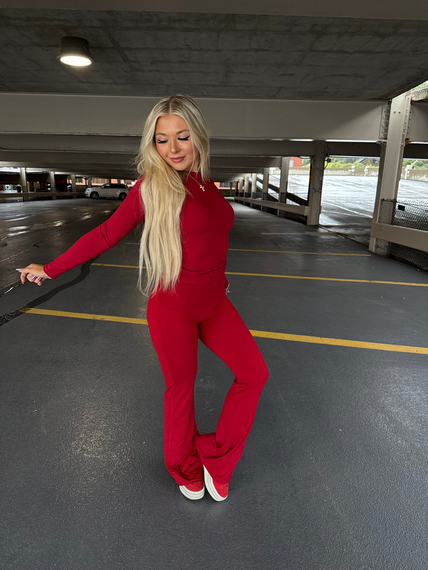 Shopping Addiction Legging in Deep Red