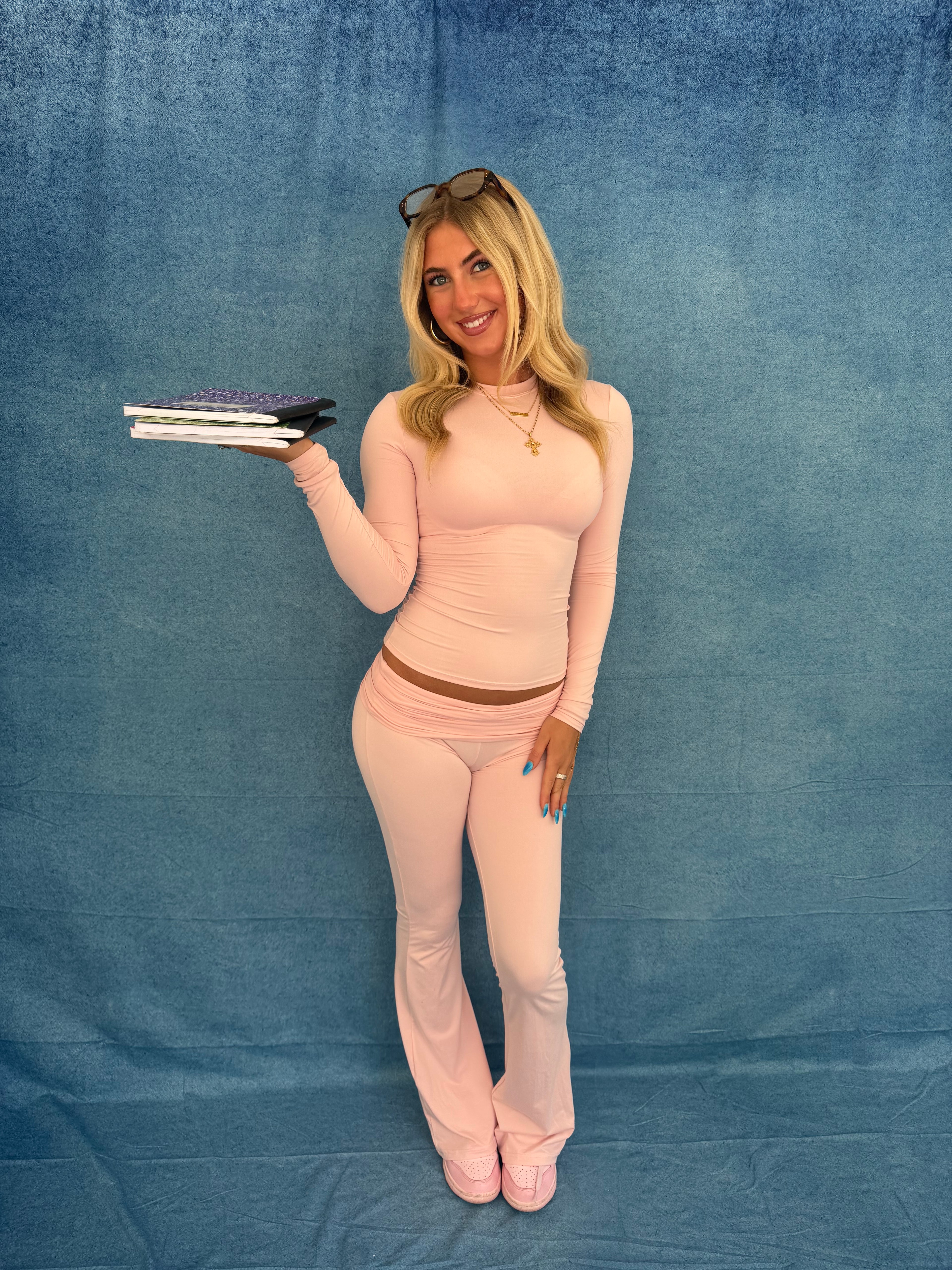Shopping Addiction L/S in Ballerina