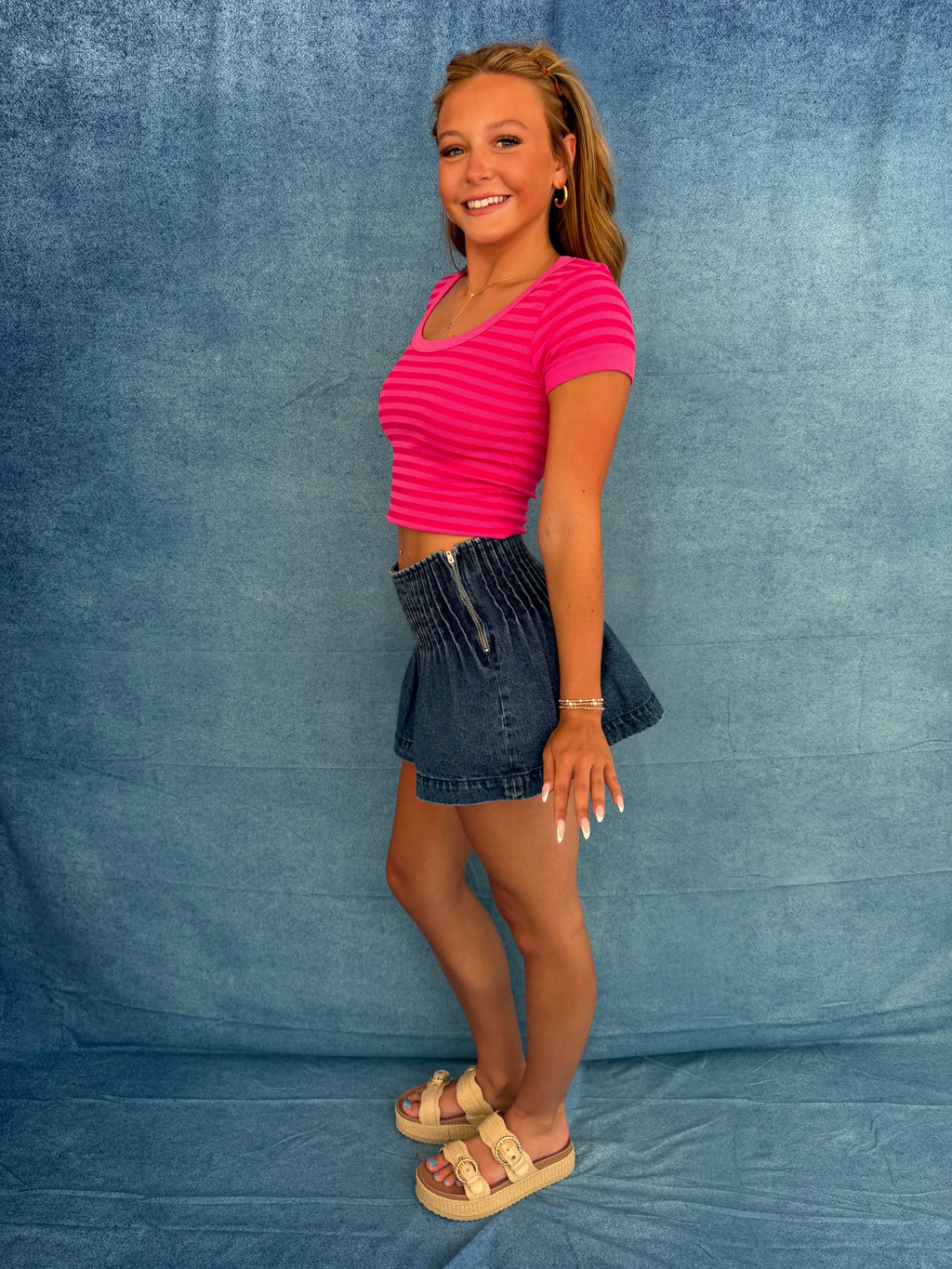 Sugar Scoop Tee in Fuchsia