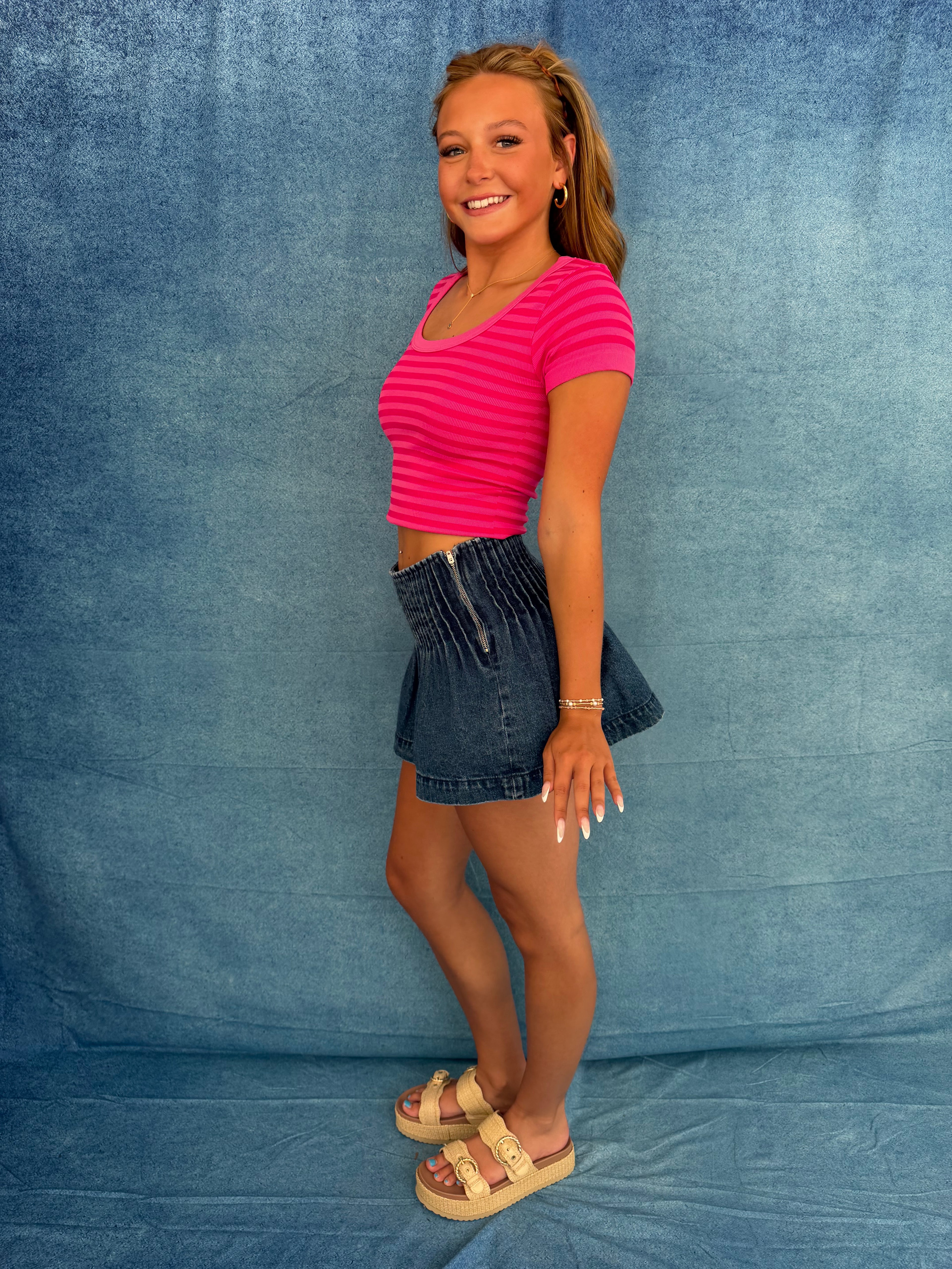 Sugar Scoop Tee in Fuchsia