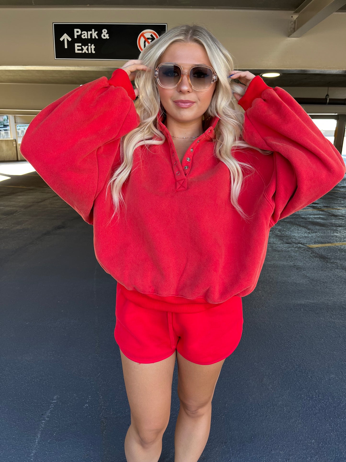 Piper Pullover in Red