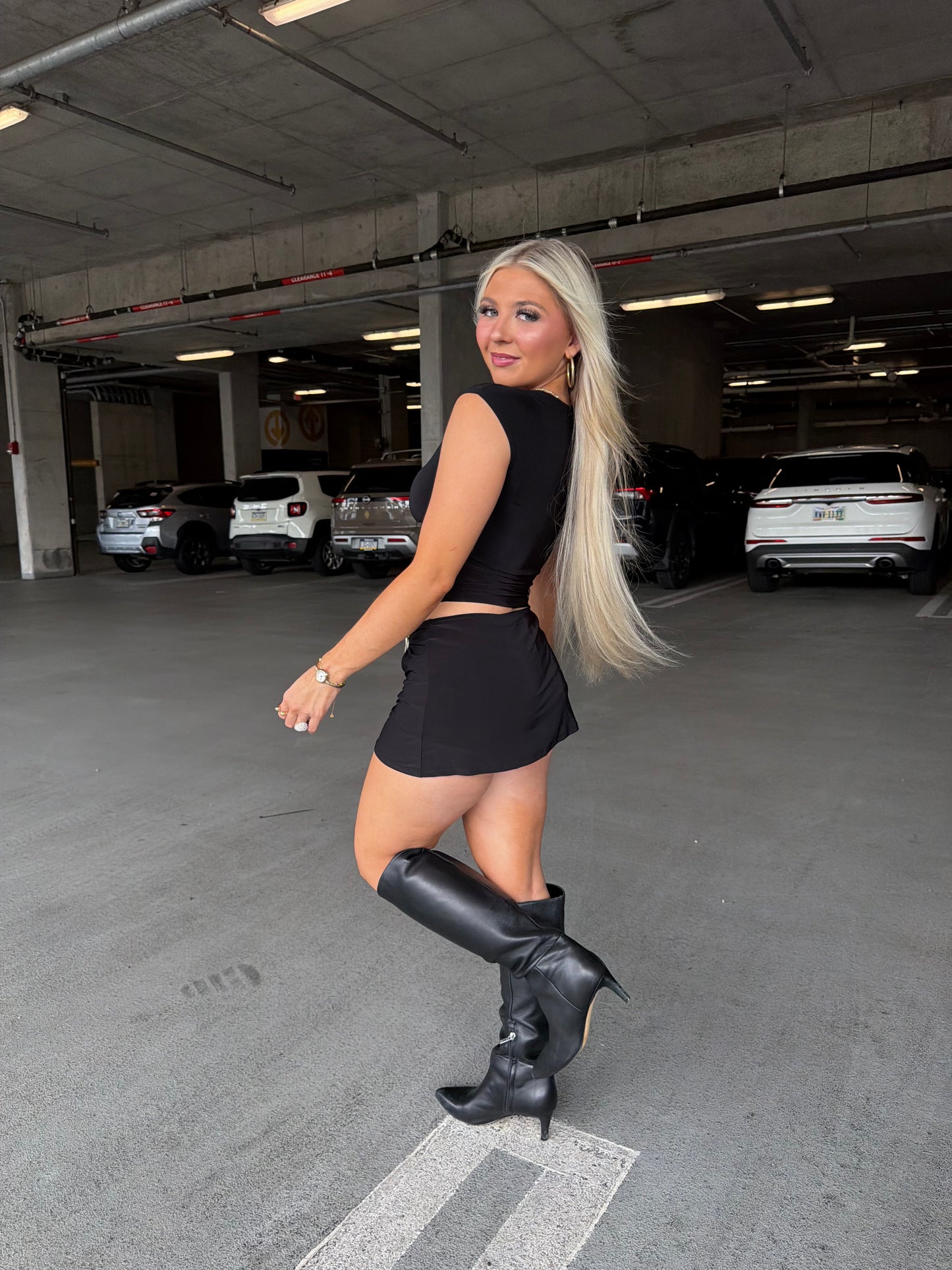 Banks Set (BLACK) Skirt