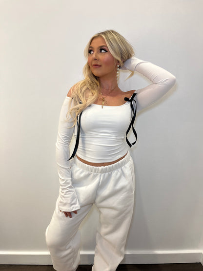 Blissful Bow Top in White