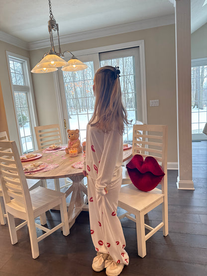 Kisses Ivory Set (SOLD TOGETHER)