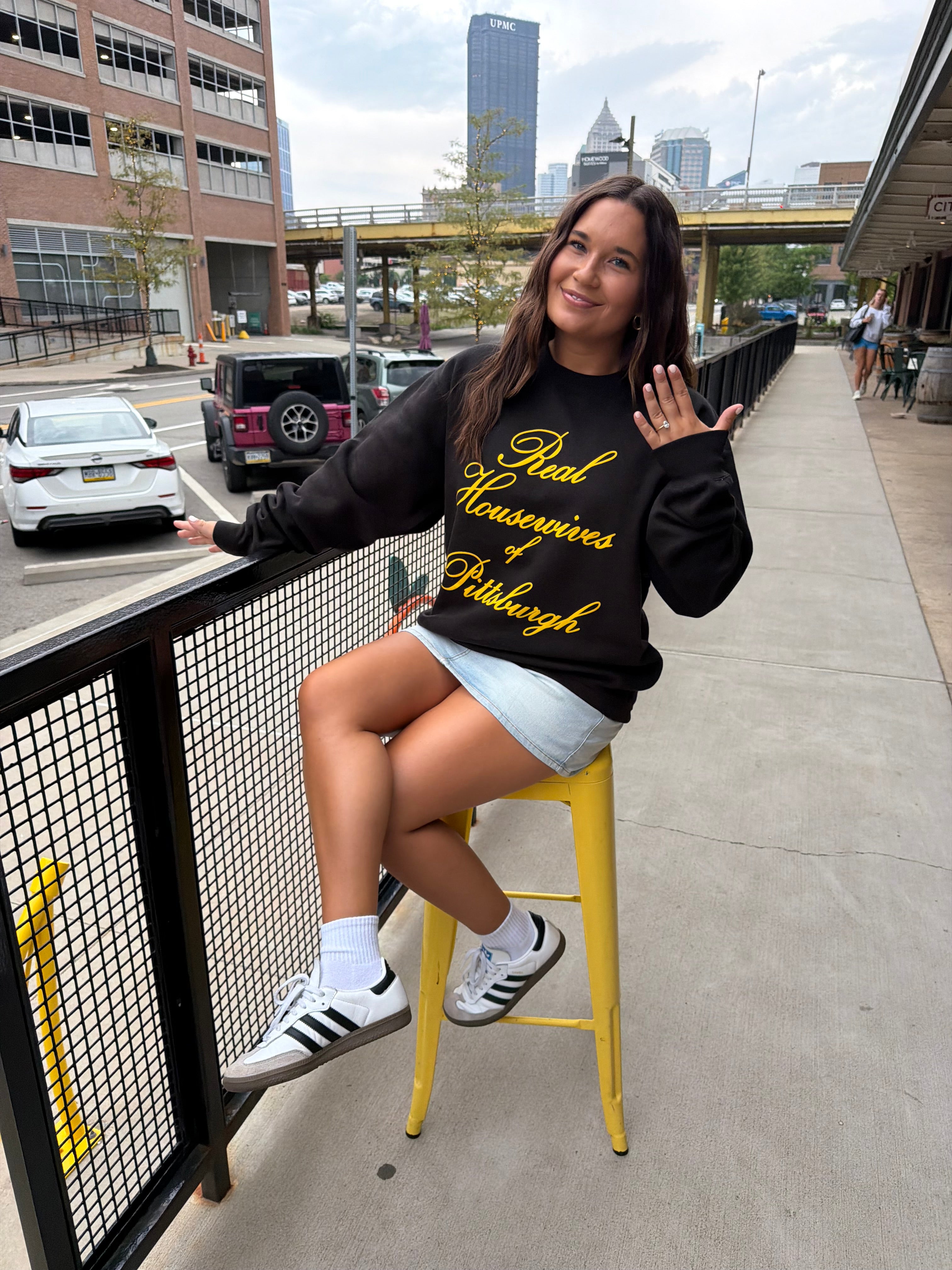 RHW Sweatshirt Black & Gold