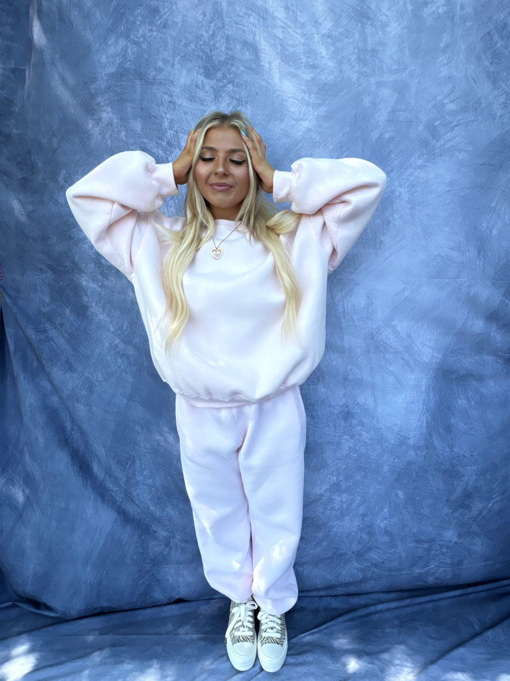 So Fetch Sweatpants in Pale Pink