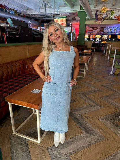 Dione’s Denim Midi Dress