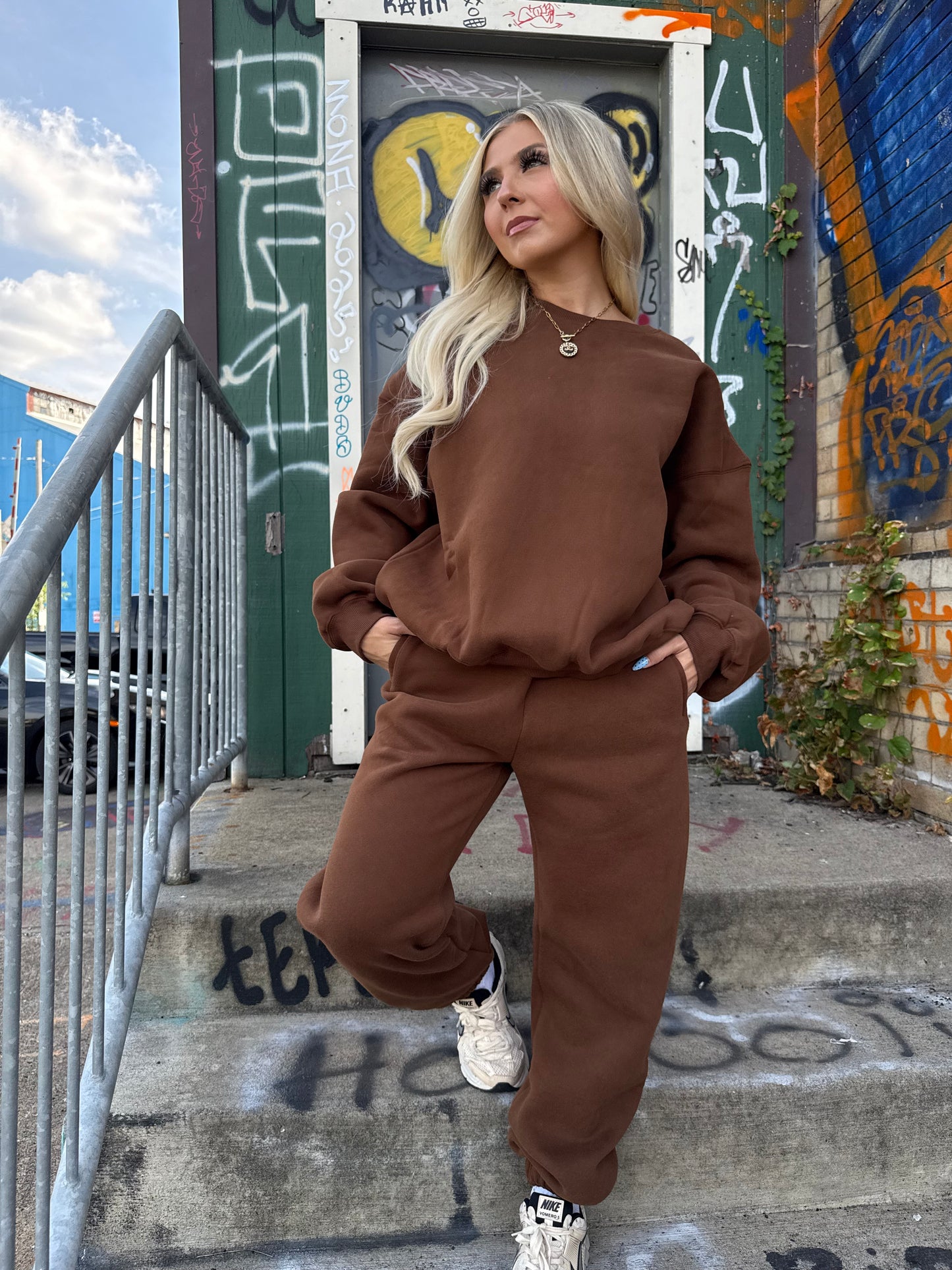 So Fetch Sweatpants in Brown