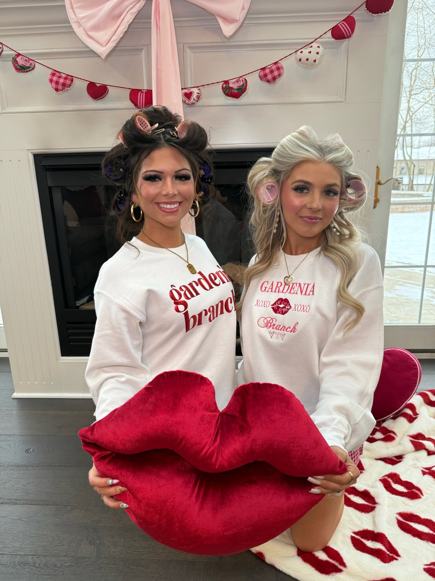 Gardenia Branch XoXo Crewneck