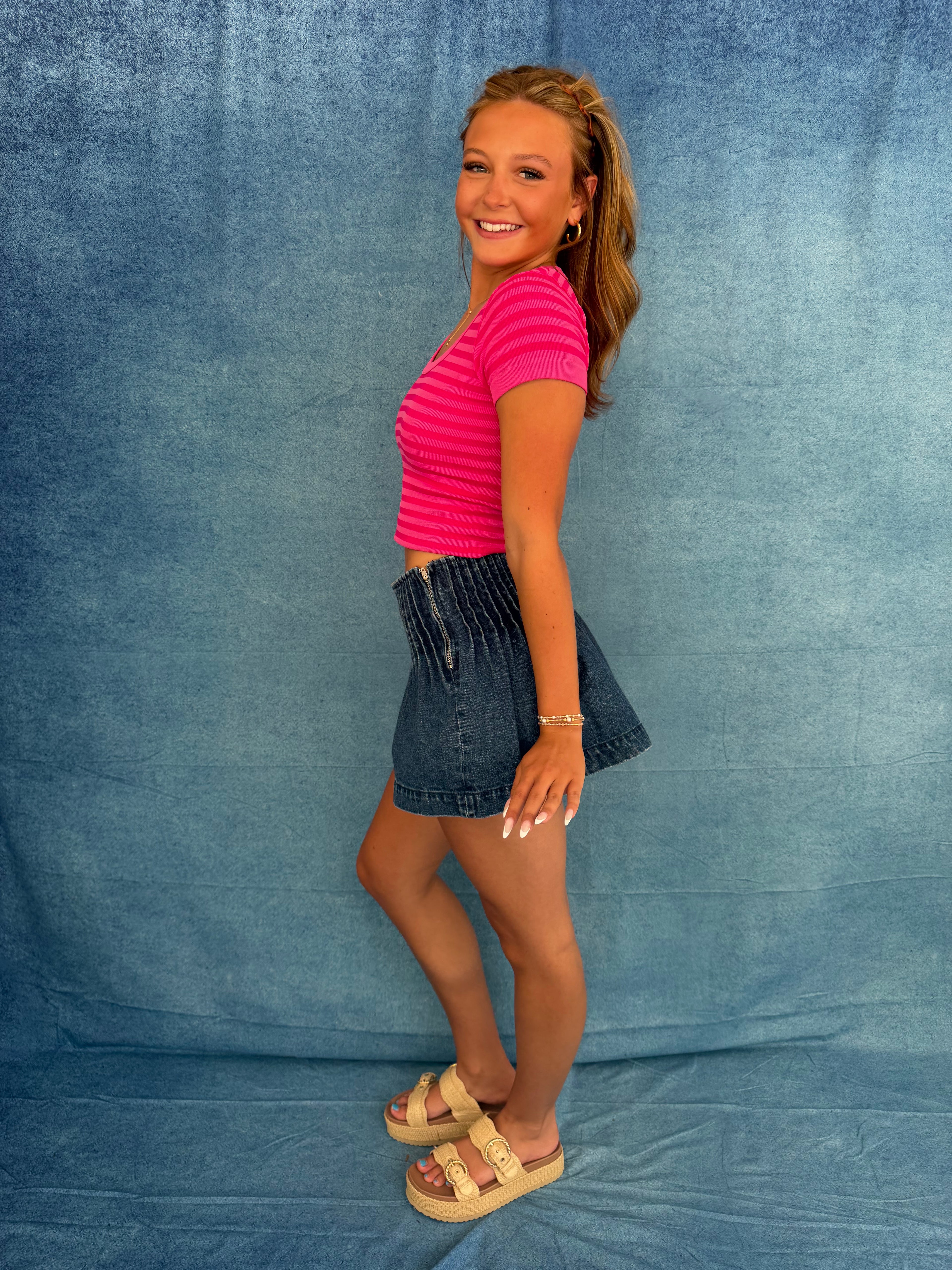 Sugar Scoop Tee in Fuchsia