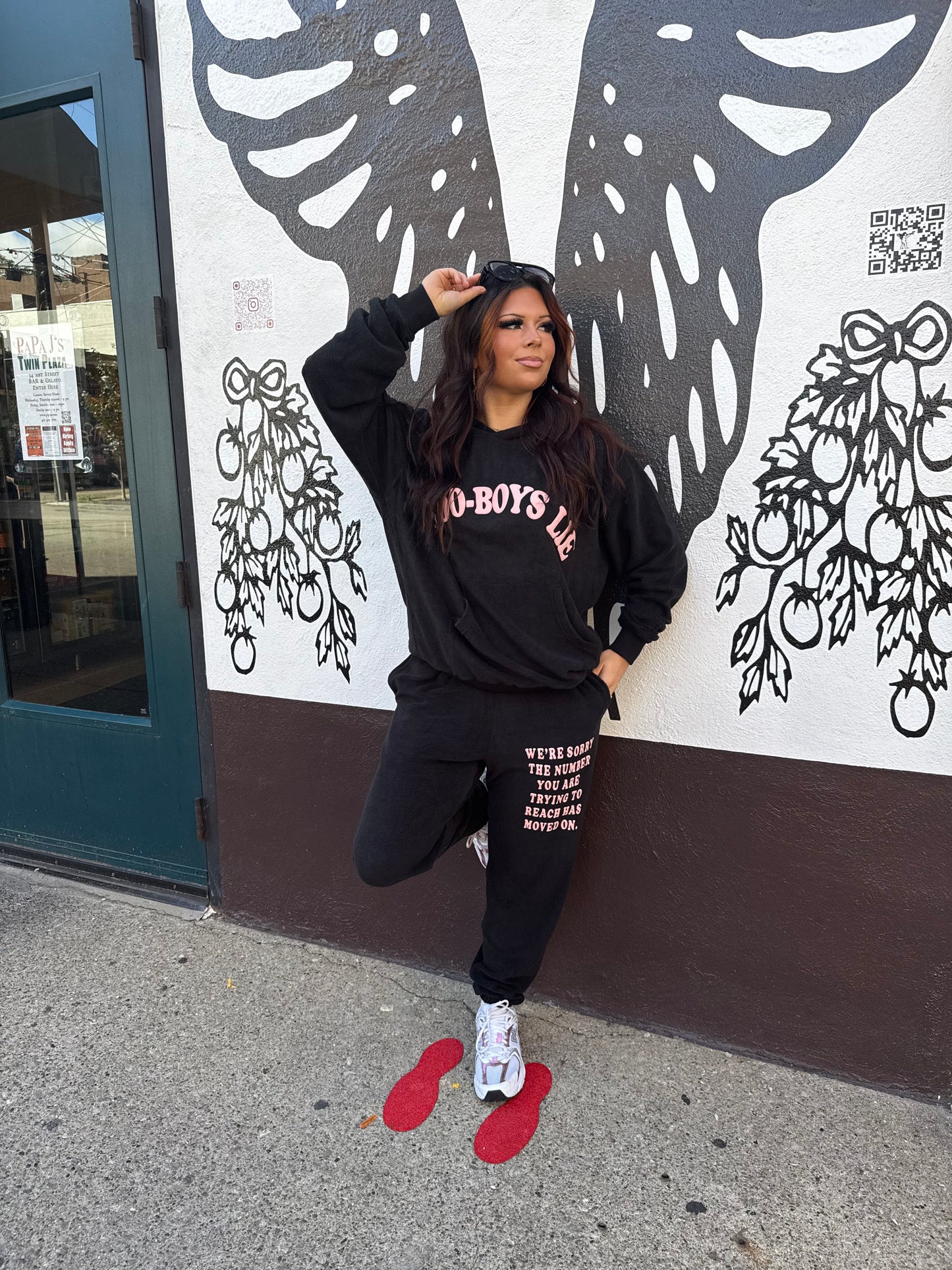 Boys Lie Black 1-800 Sweats