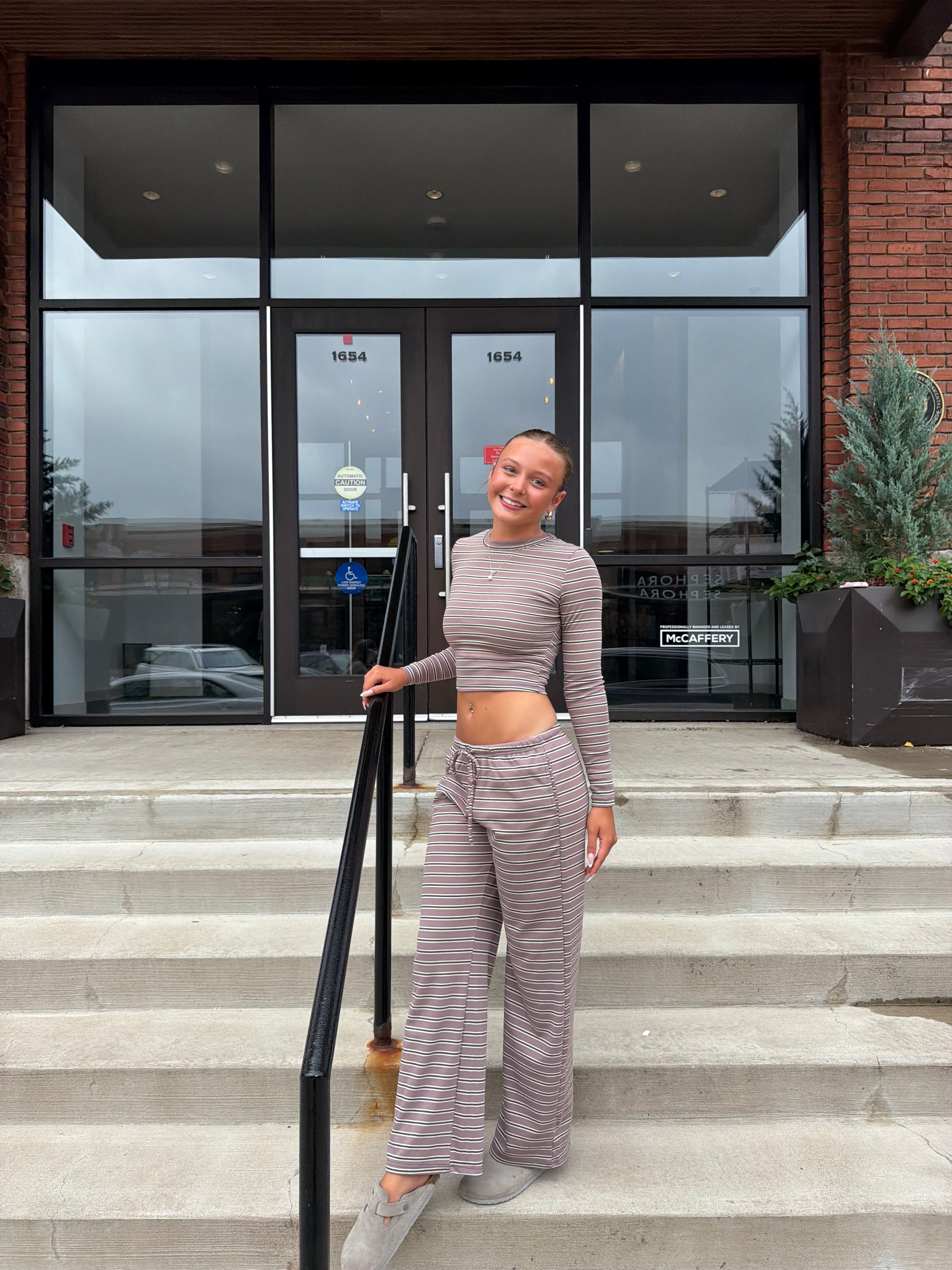 Crossing Paths Set (PANT) Mauve