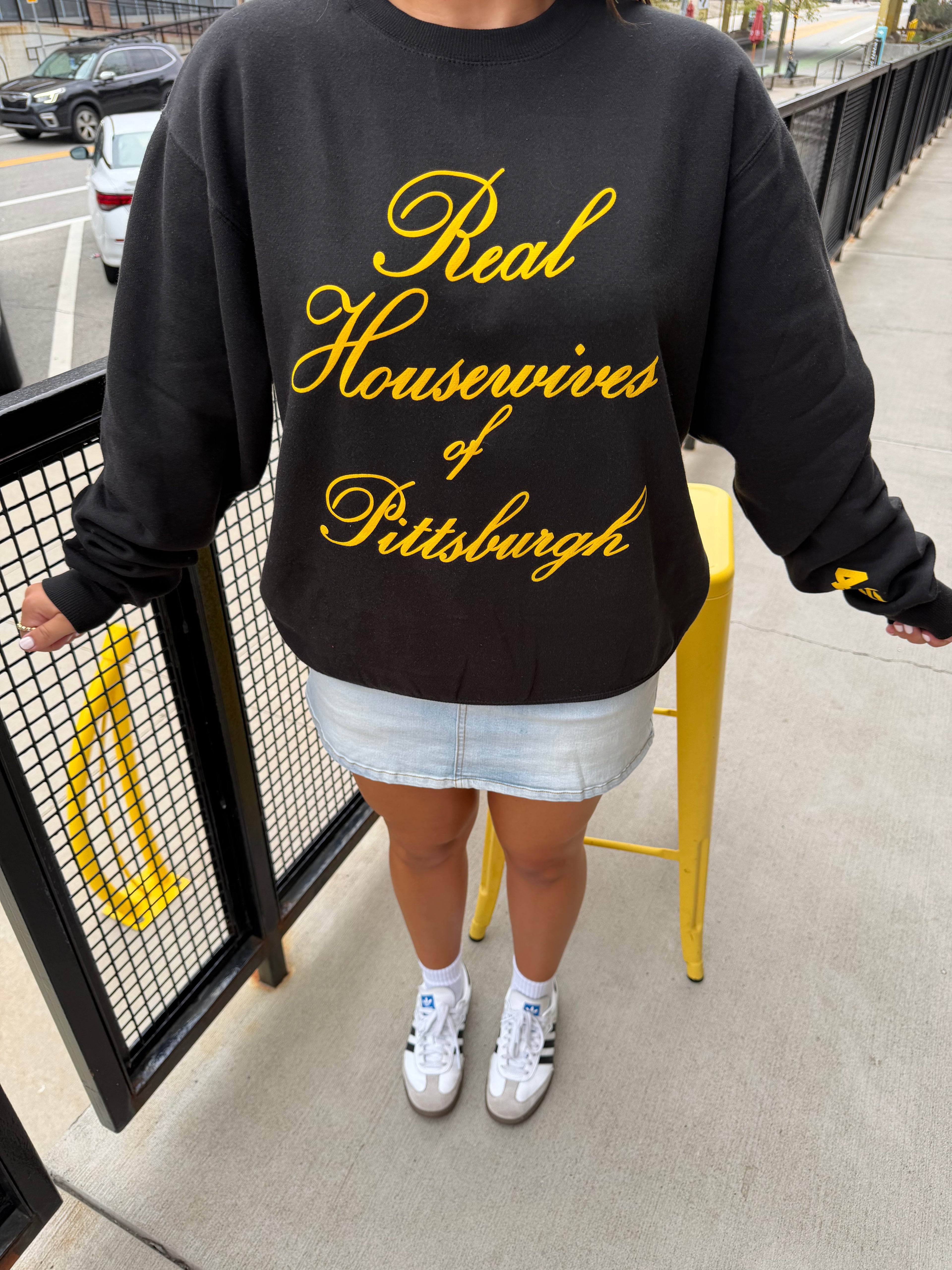 RHW Sweatshirt Black & Gold