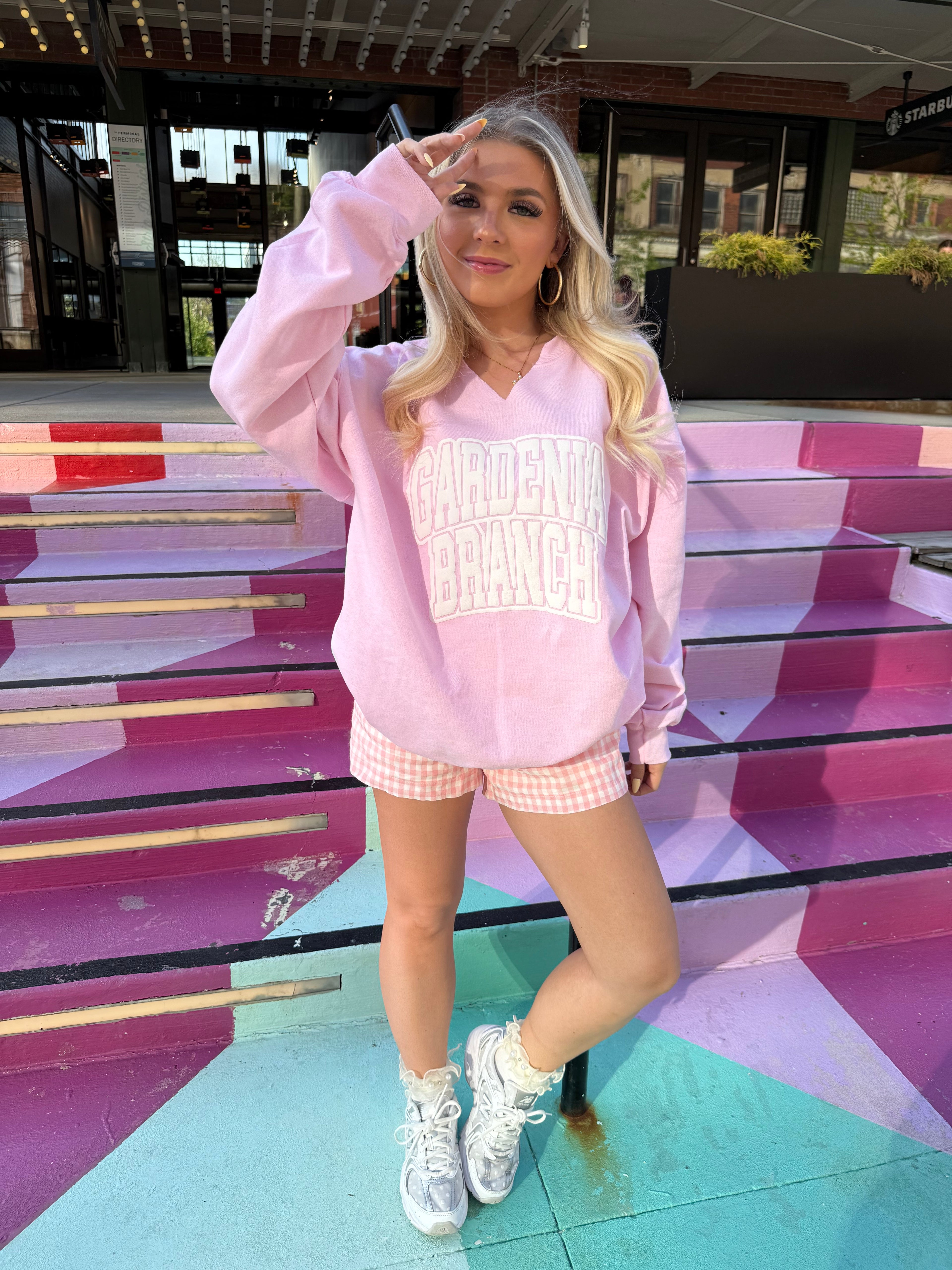 Gardenia Branch V-Neck Crew in Bby Pink