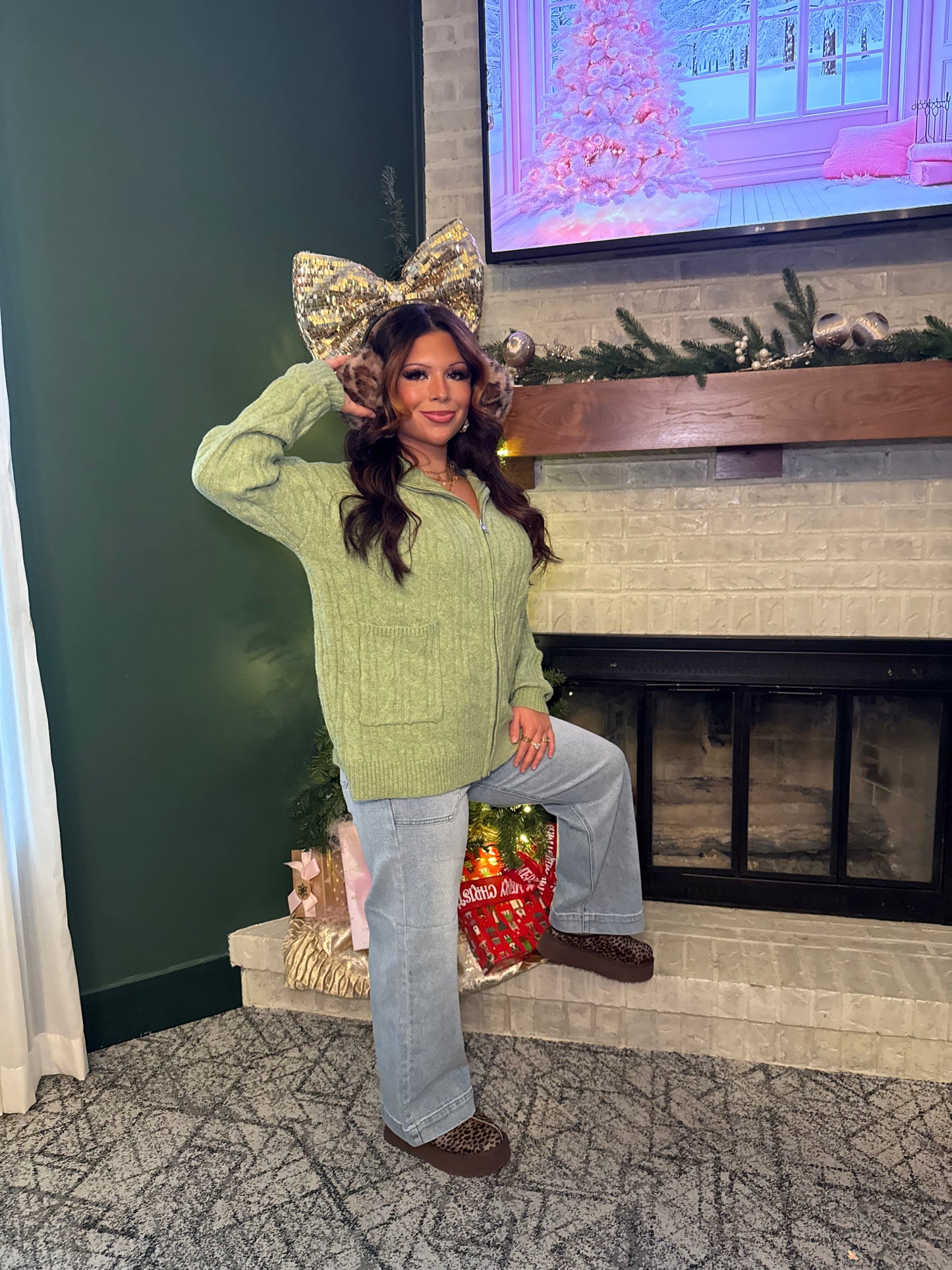 Sugar Girl Sweater Zip in OLIVE