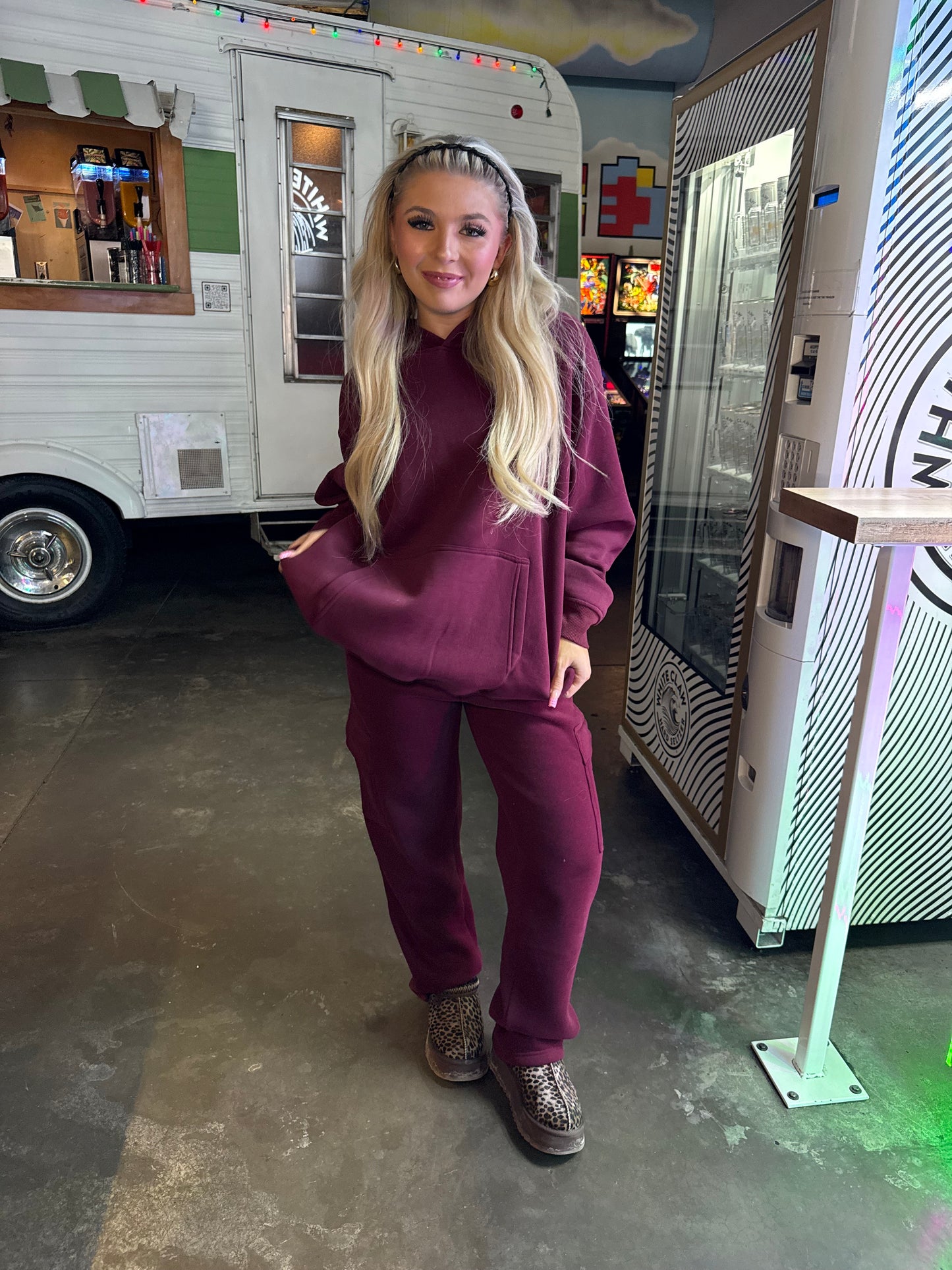 So Fetch Cargo Sweats in Black Cherry