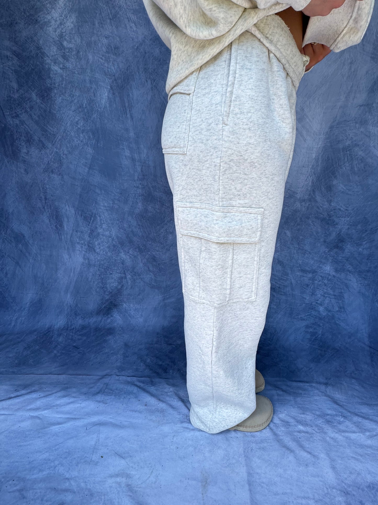 So Fetch Cargo Sweats in Heather White