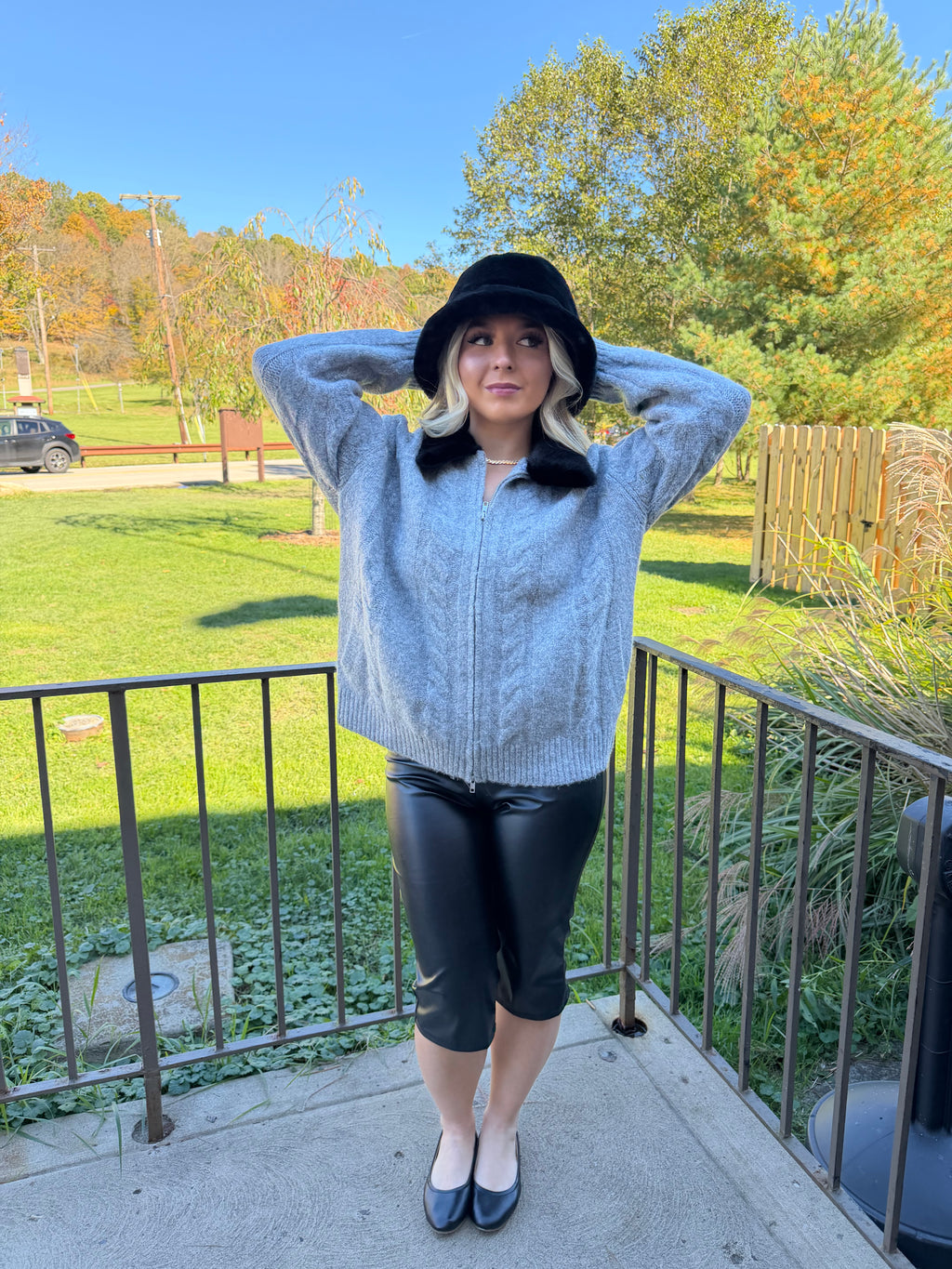 Cutie Unique Collar Zip-Up