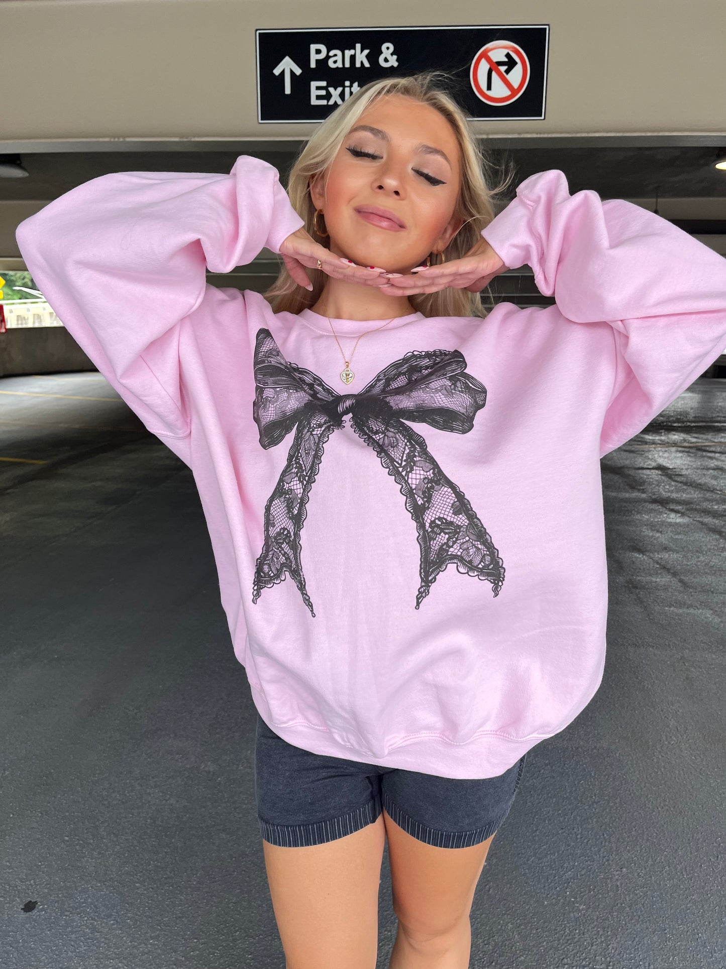 Black Lace Bow Oversized Pink Sweatshirt