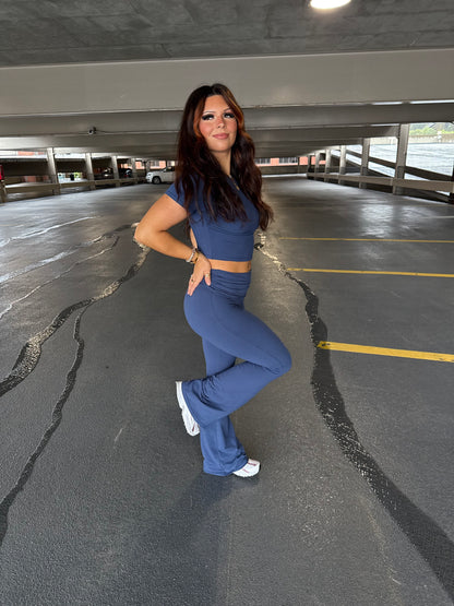 Shopping Addiction Leggings in Navy