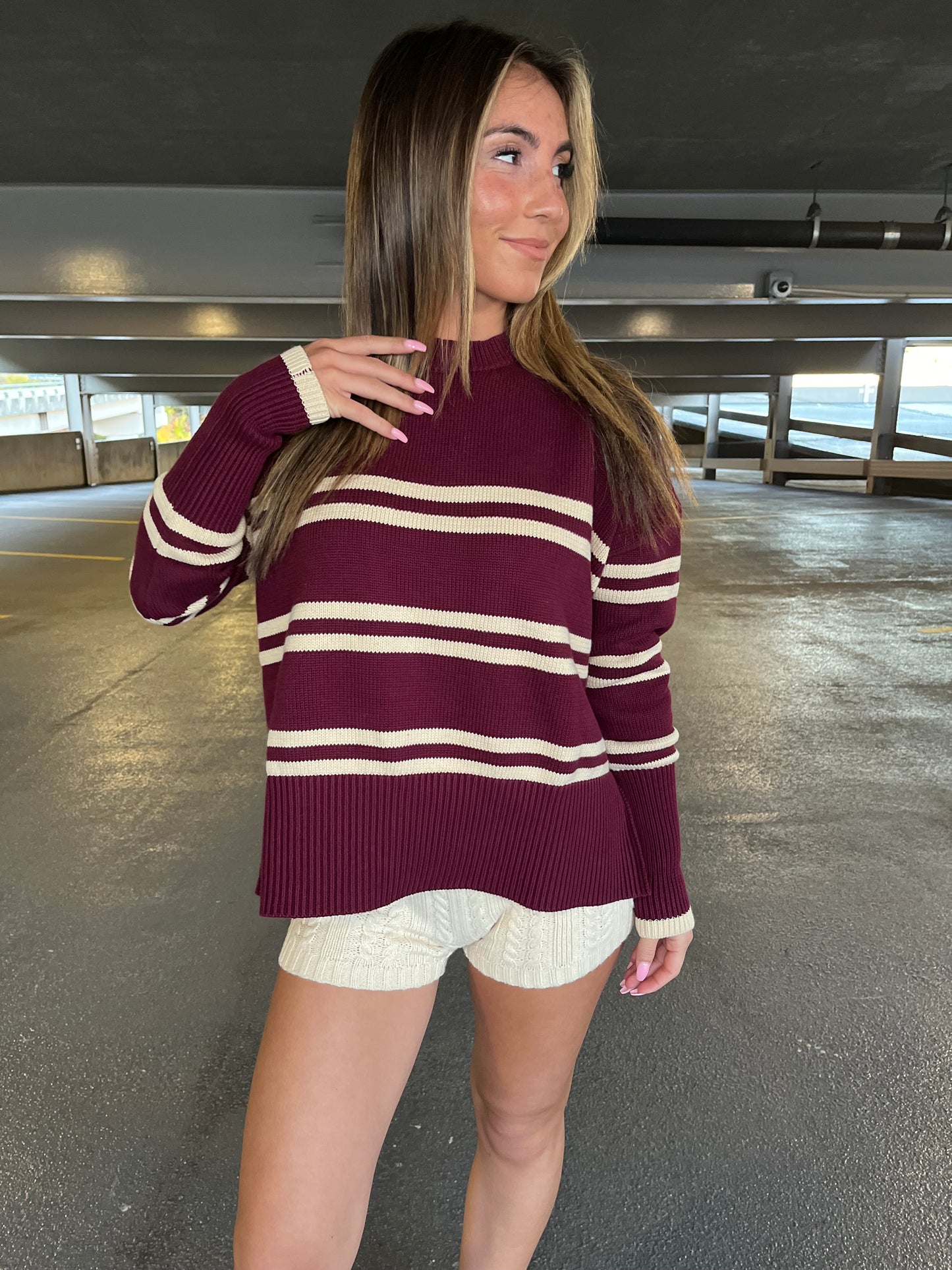 Vermon Burgundy Sweater