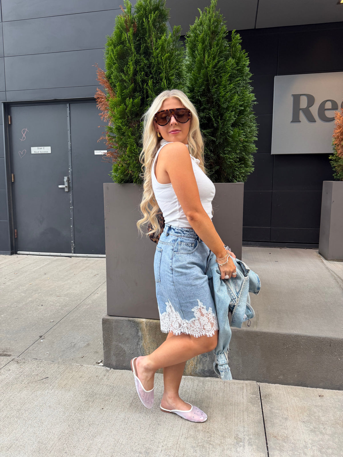 Liv Lace Jort