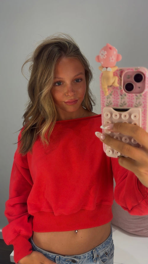 Beauty Boo One Shoulder in Red