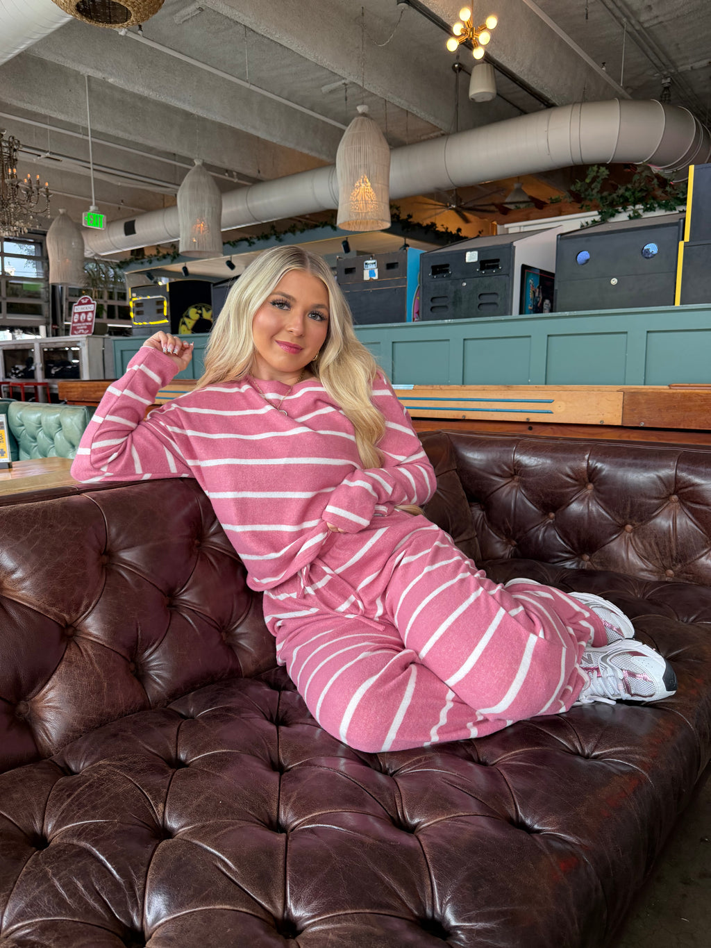 Berry Lover Brushed Striped Pants