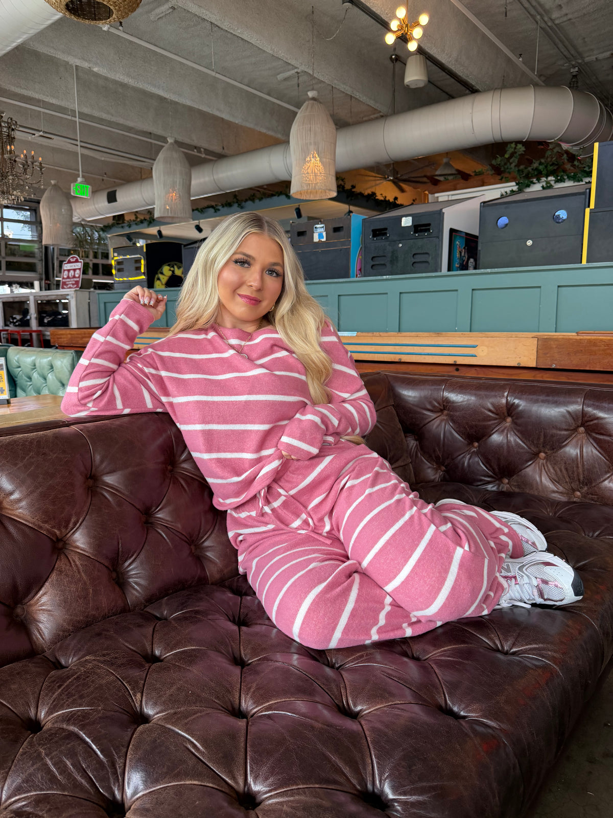 Berry Lover Brushed Striped Pants