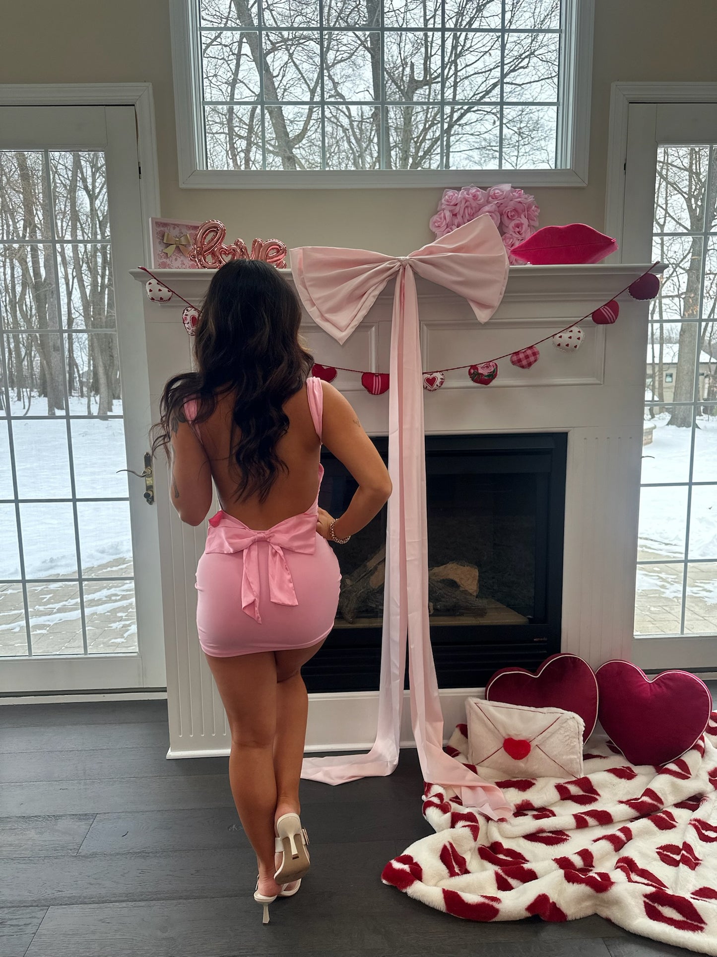 Kiss Me Pink Bodycon Bow Dress