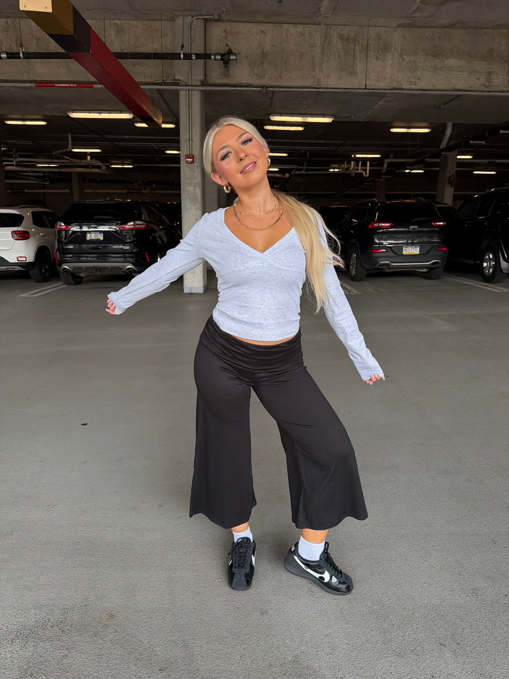 Grab A Gaucho Pant in Black