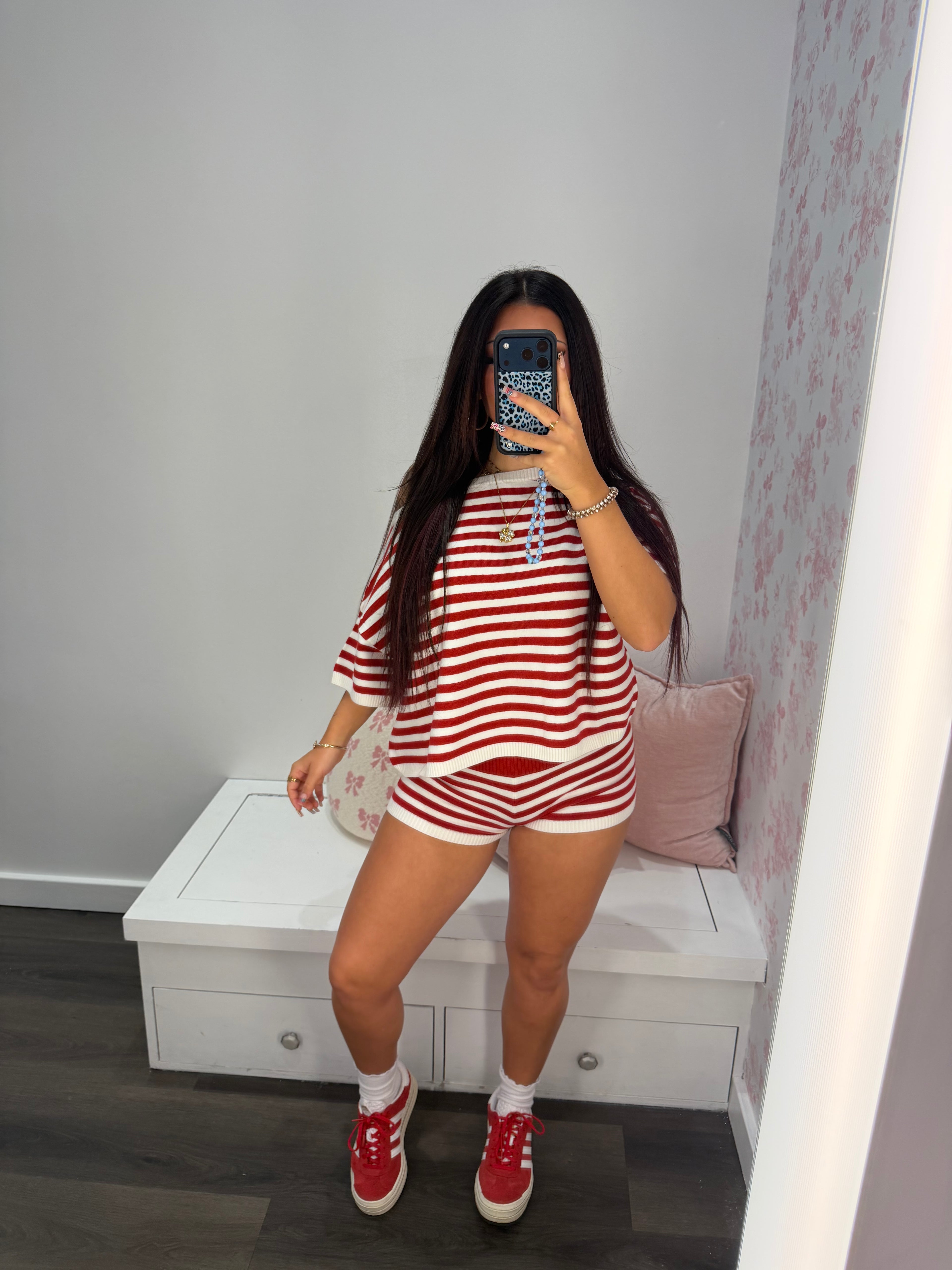 Over Achiever Set Red (TOP ONLY)