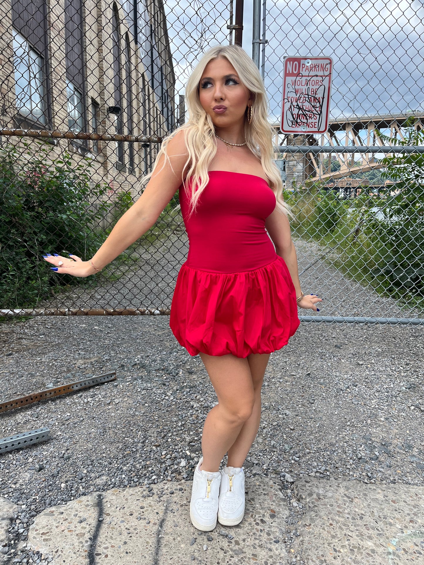 Blow a Huge Red Bubble Dress