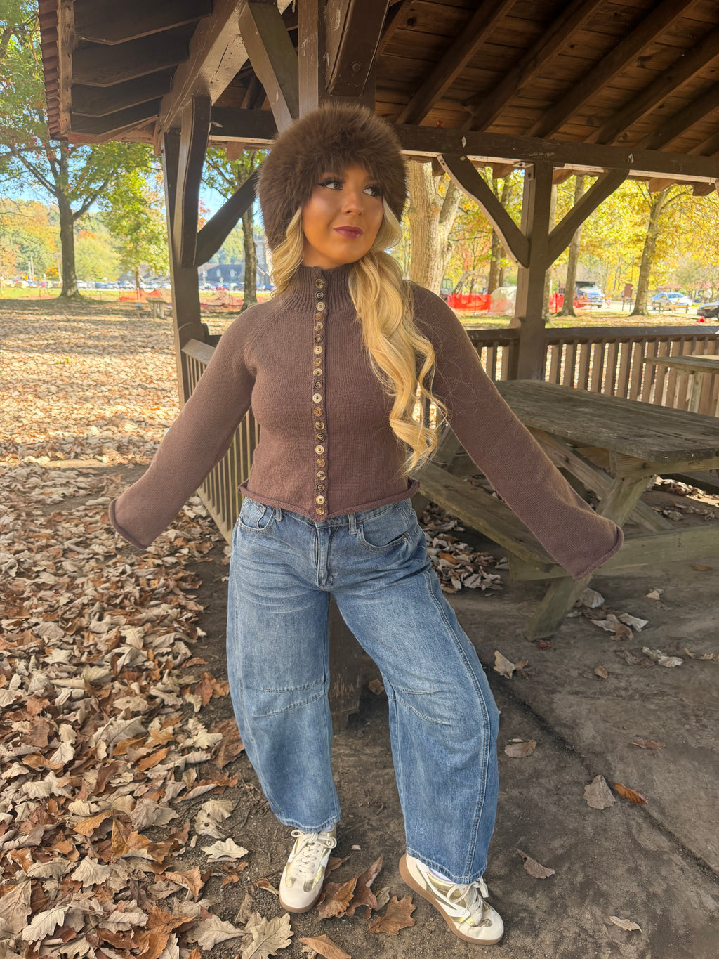 Mivra Sweater Brown