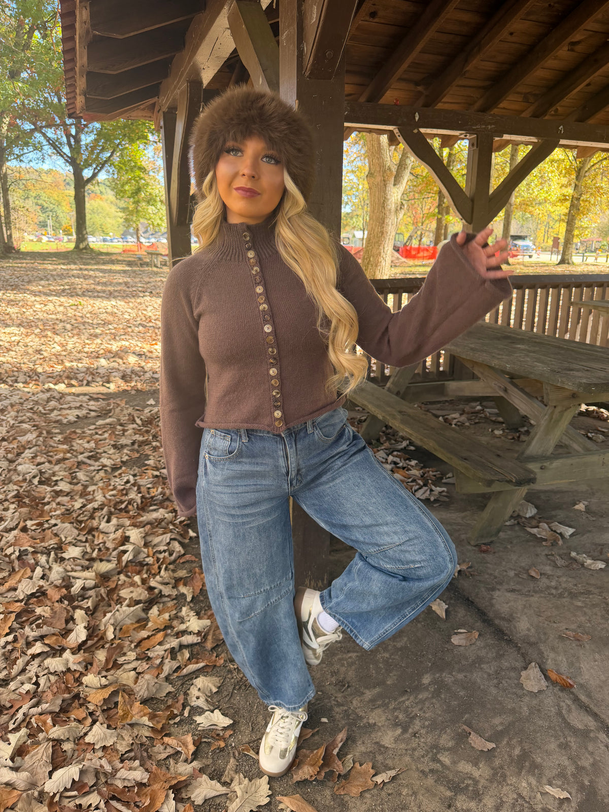 Mivra Sweater Brown