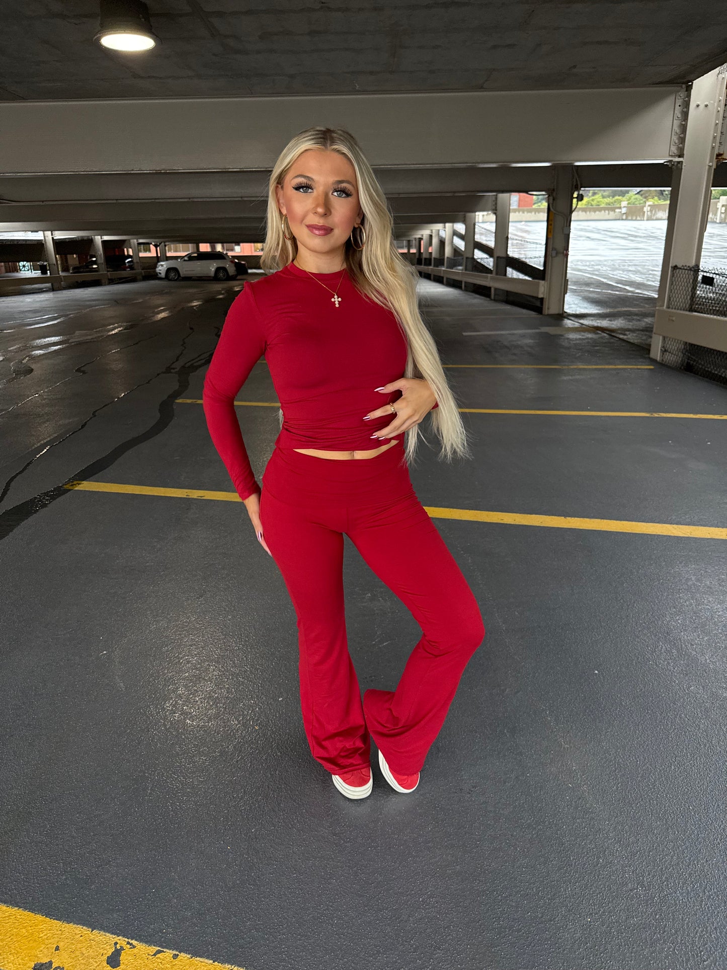 Shopping Addiction Legging in Deep Red