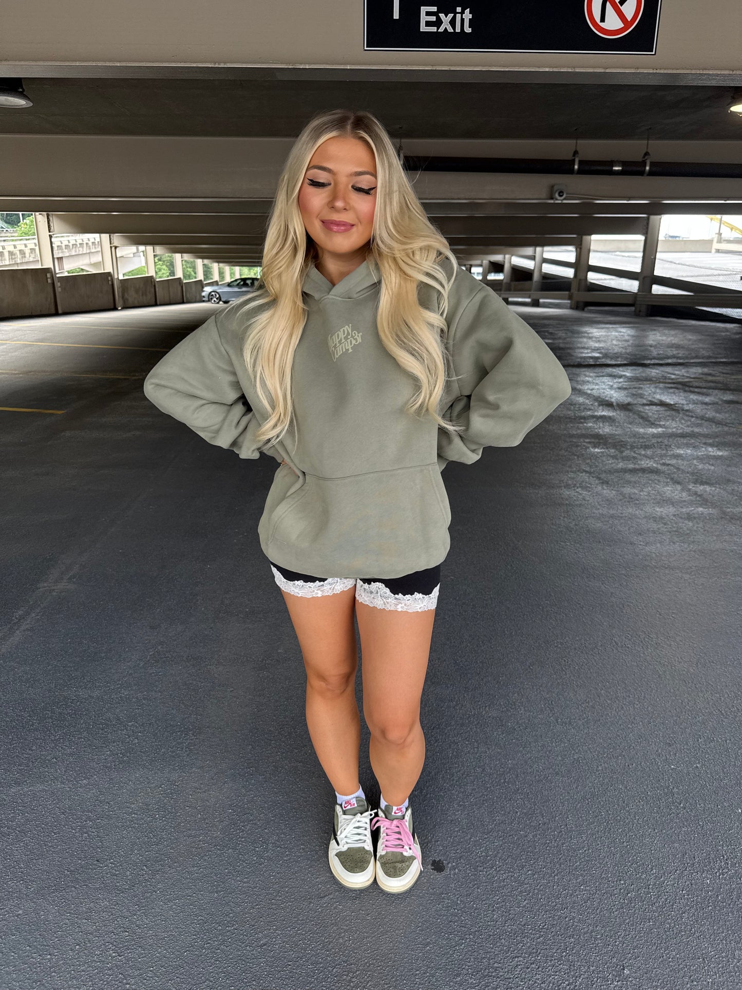 Happy Camp3r Puff Series Hoodie in Olive