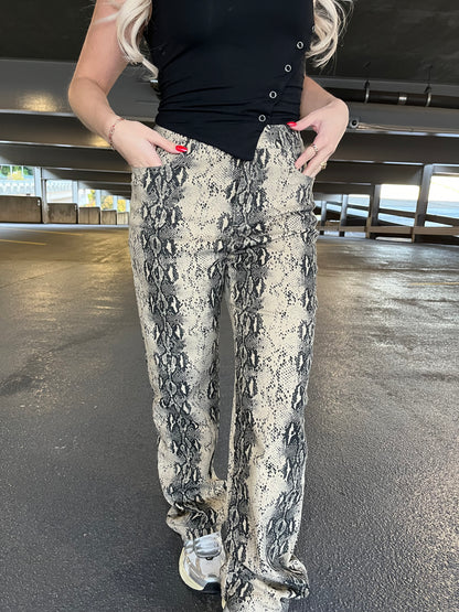 Snake Sucker Pant