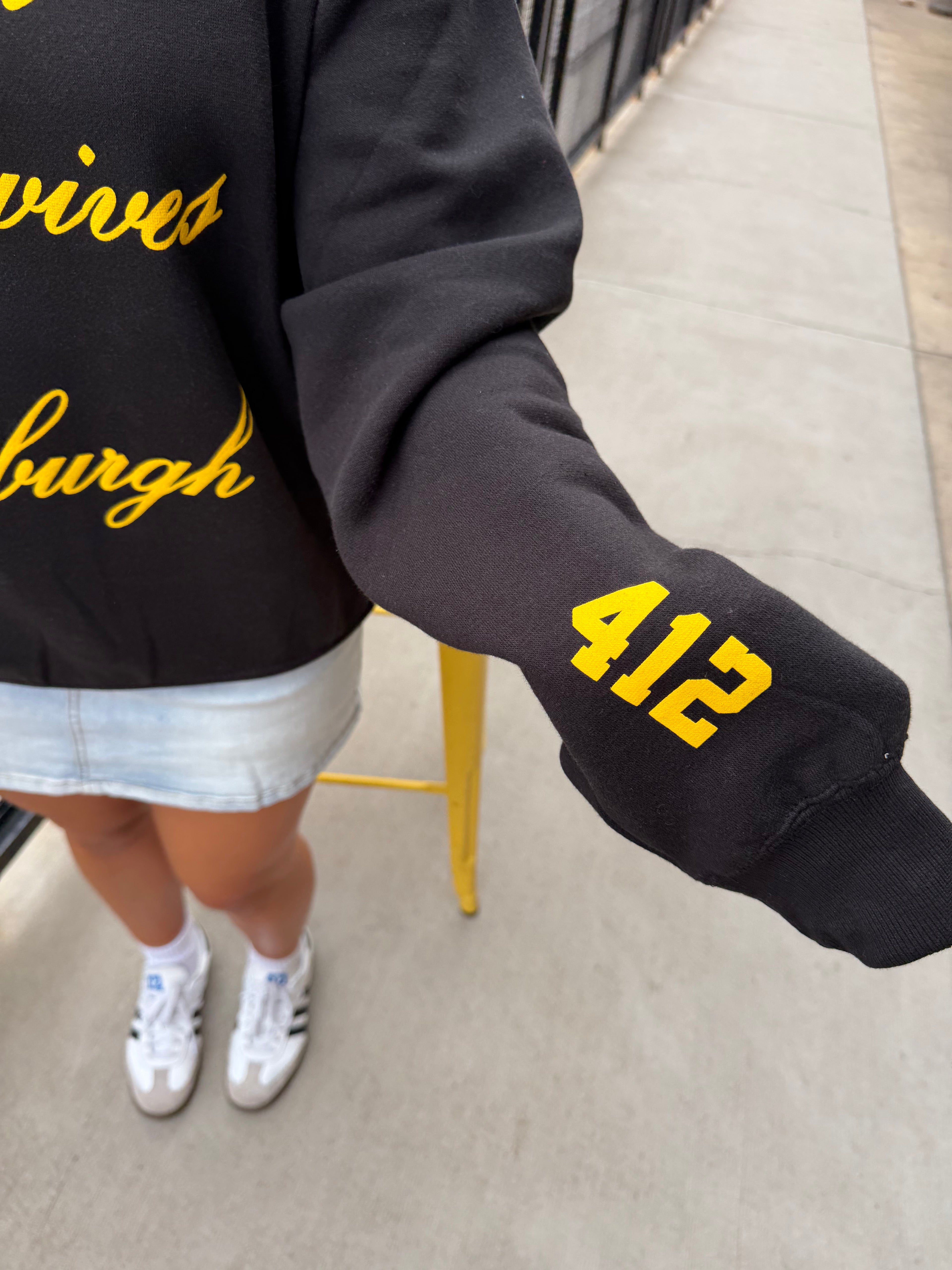 RHW Sweatshirt Black & Gold