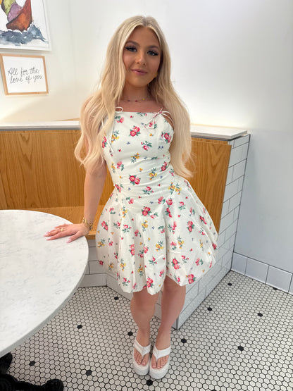 Feeling Different Floral Dress in Cream