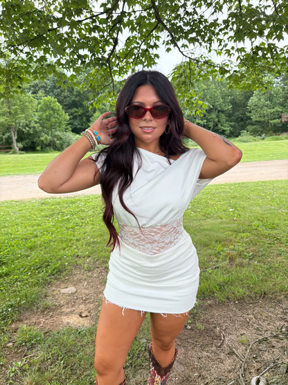 Round Up Romance Tee in White