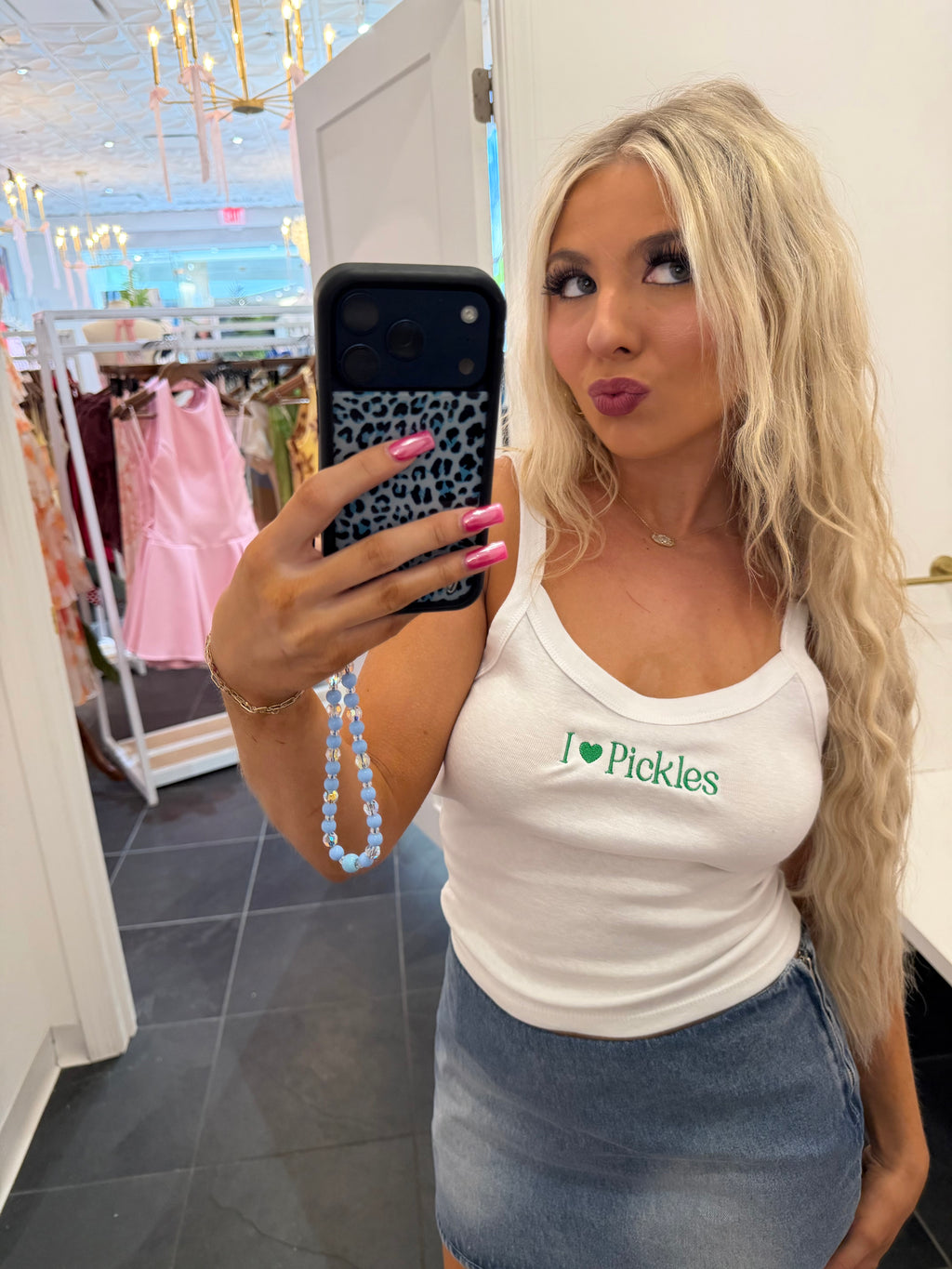 I 💚 Pickles Tank Top