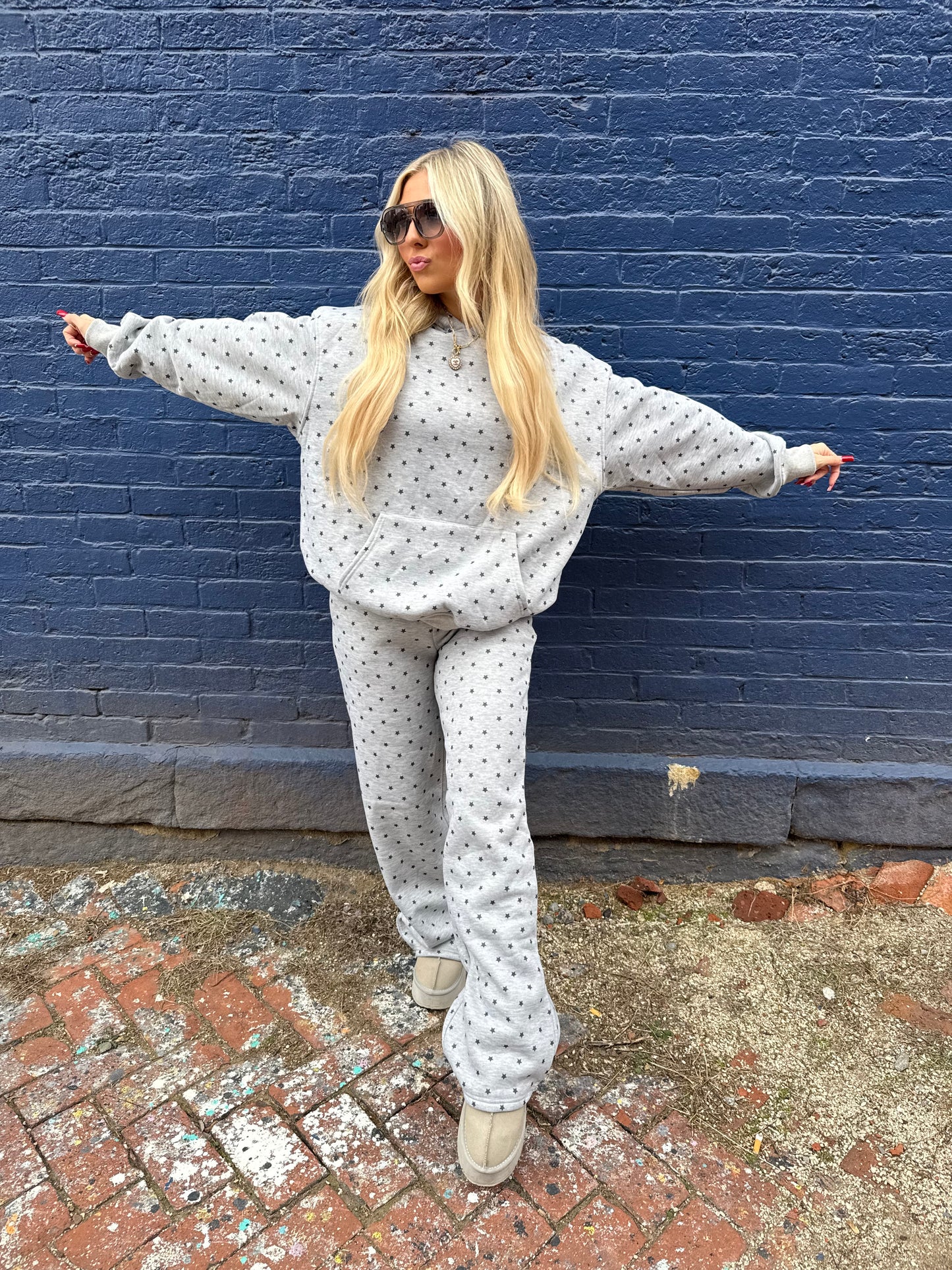 Serving Stars Sweatsuit (Hoodie)