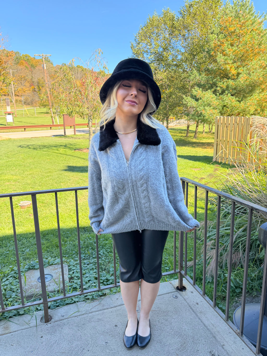 Cutie Unique Collar Zip-Up