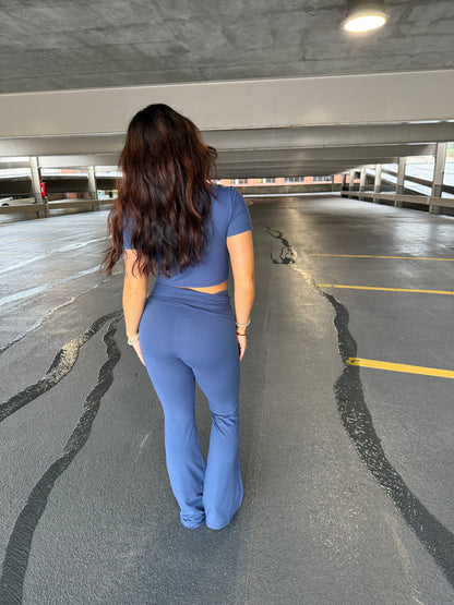 Shopping Addiction Leggings in Navy