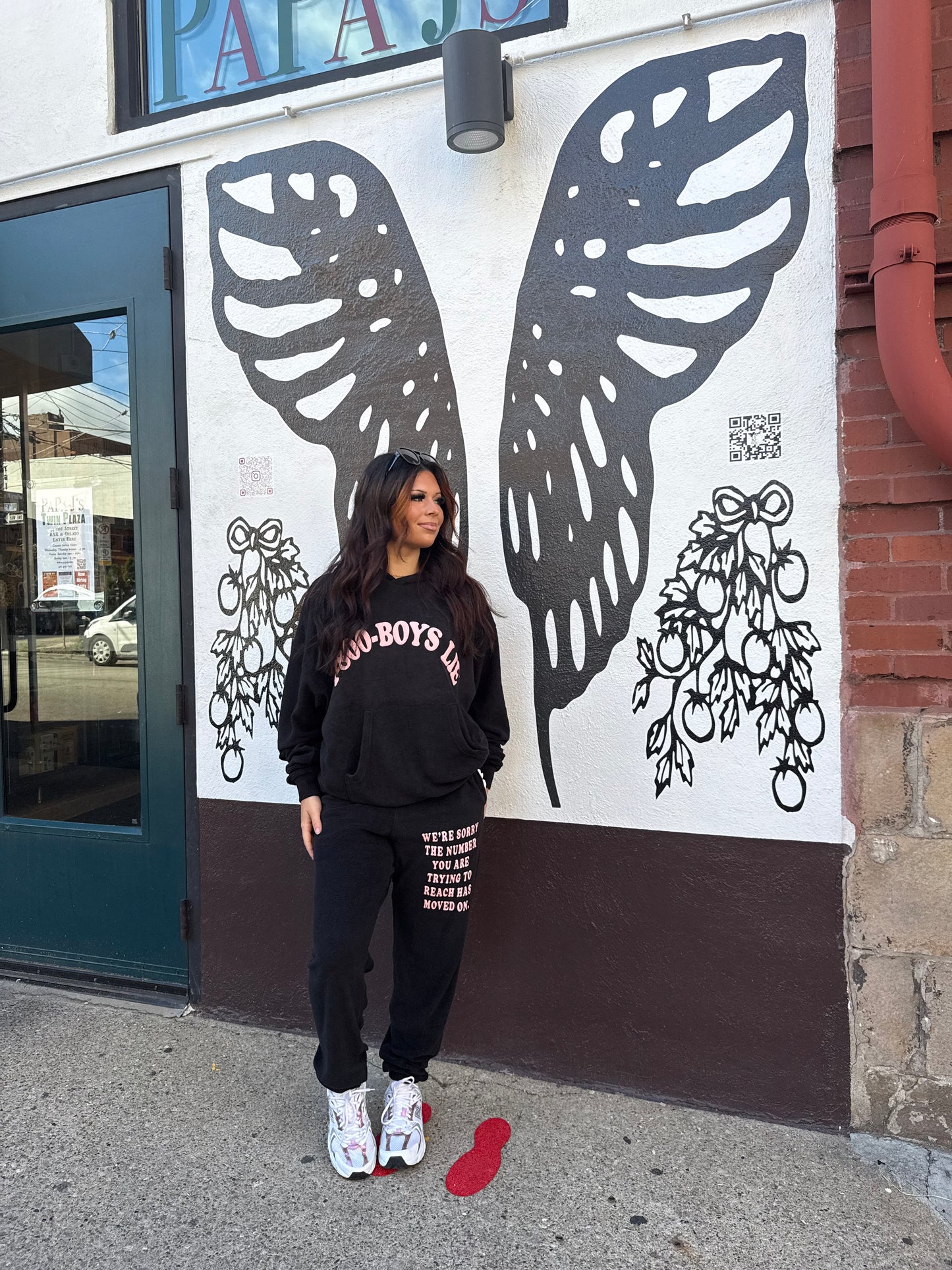 Boys Lie Black 1-800 Sweats