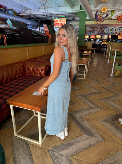 Dione’s Denim Midi Dress