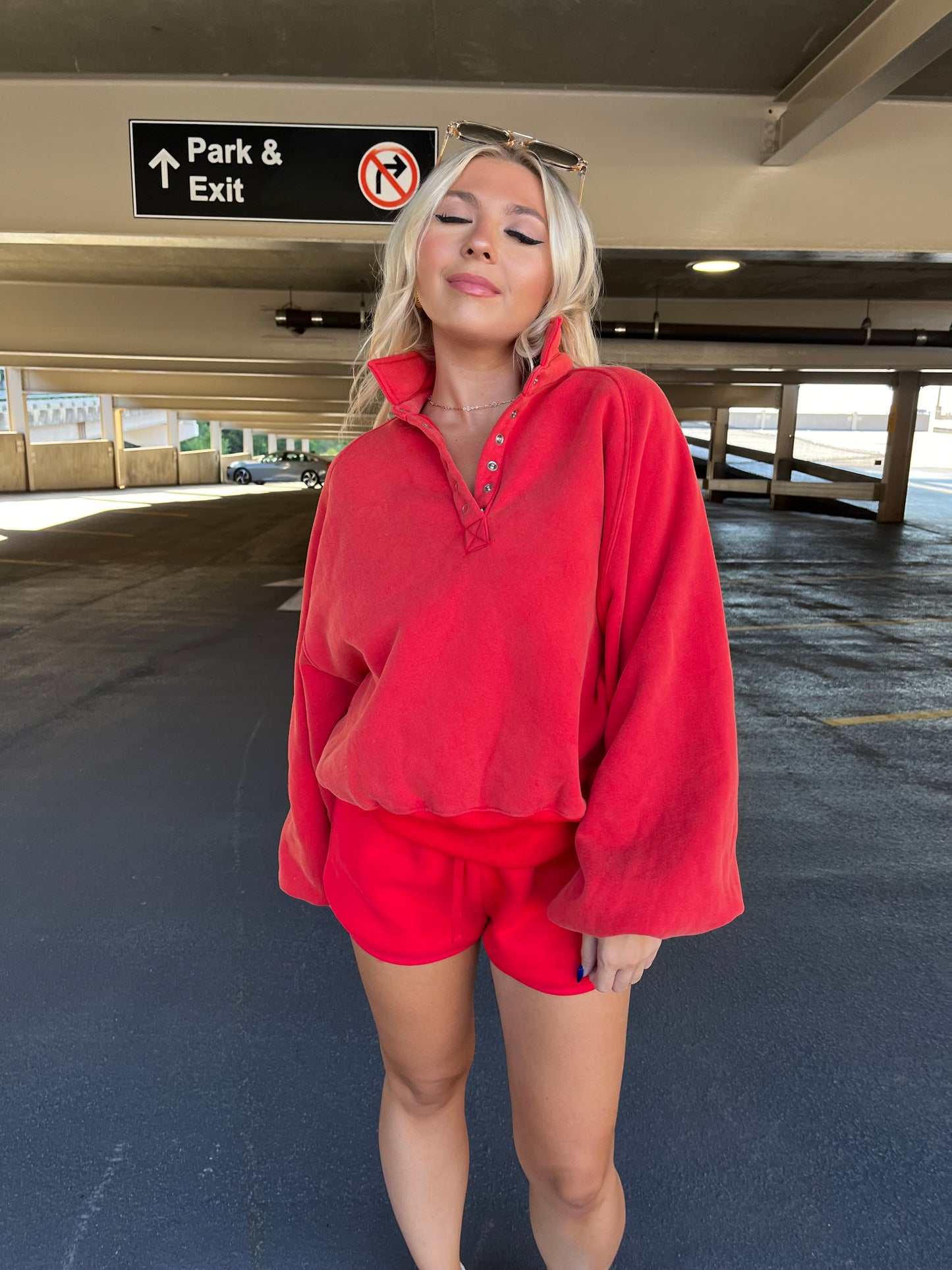 Piper Pullover in Red