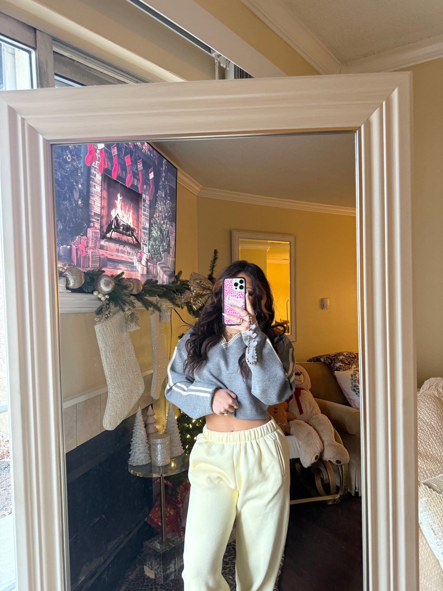 Marbled Butted Cropped V Sweater